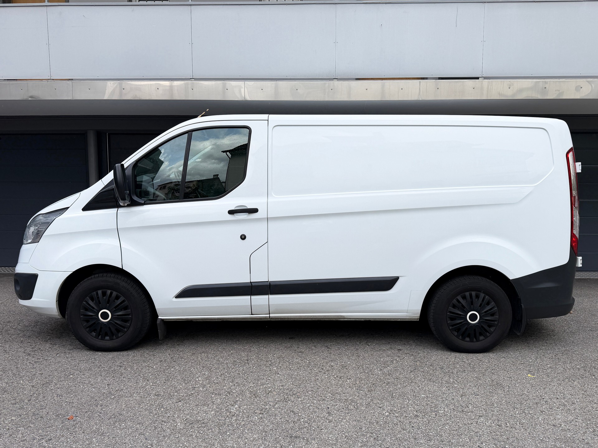 FORD 2.0 TDCi 130 Trend-image-1