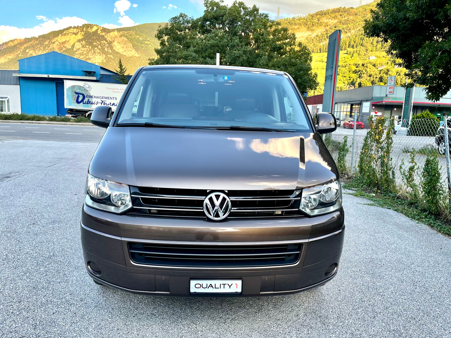 VW T5 Multivan 2.0 TDI CR Family Edition 25 DSG-image-23