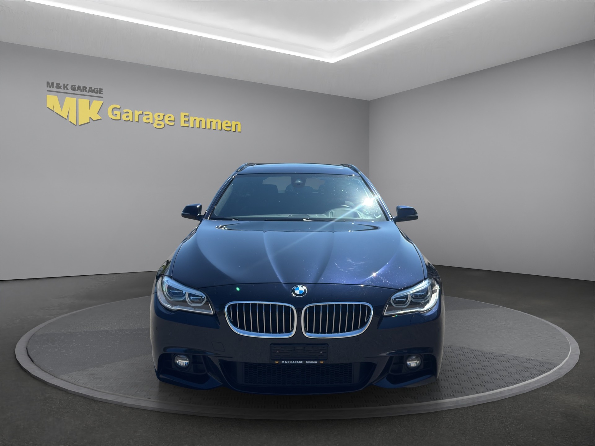 BMW 520d Touring xDrive Steptronic-image-7