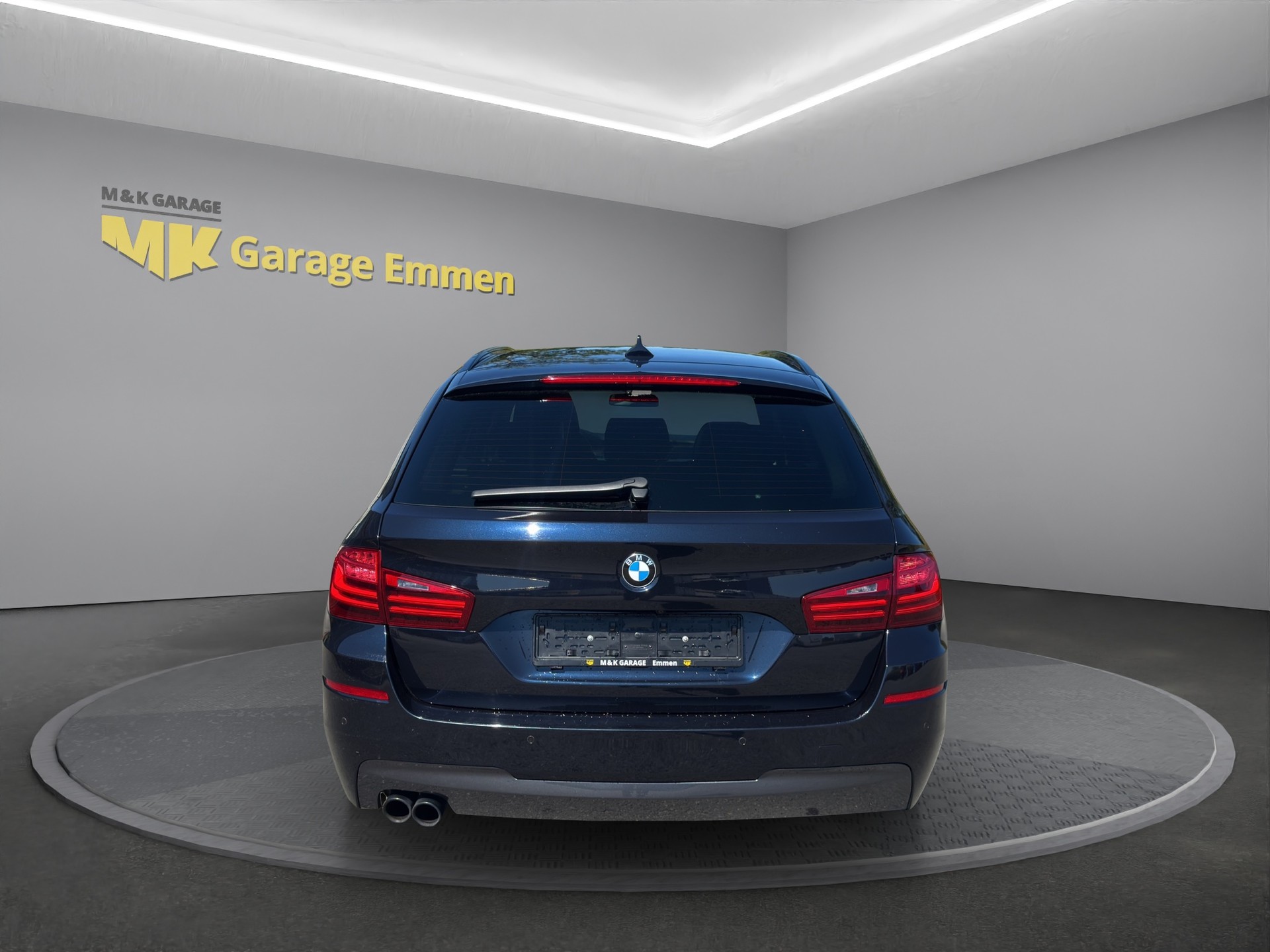 BMW 520d Touring xDrive Steptronic-image-3