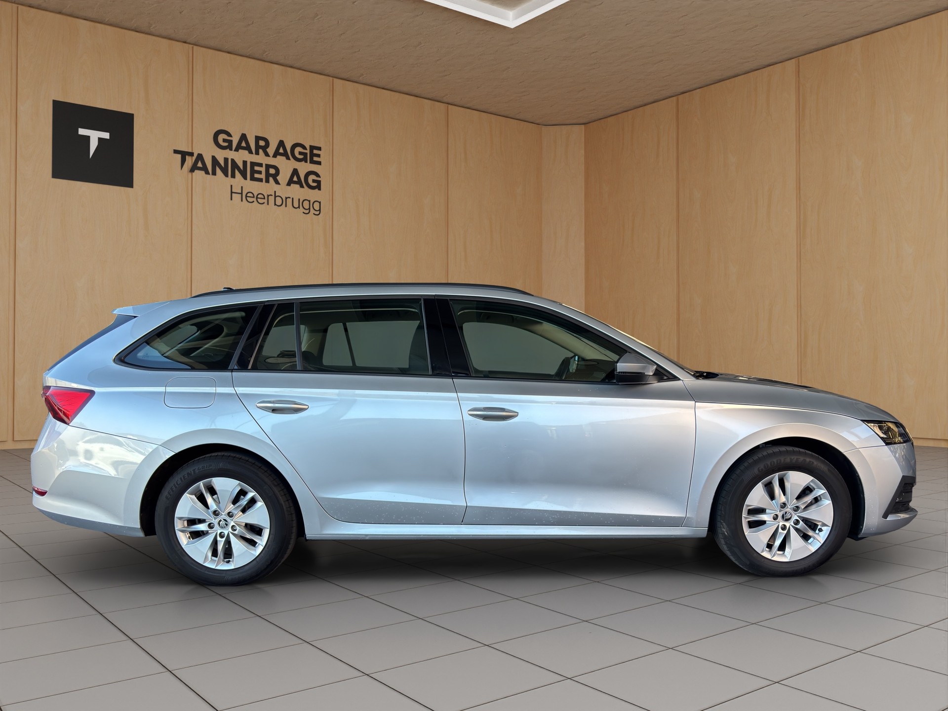 SKODA Octavia Combi 2.0 TDI DSG Ambition 4x4-image-3
