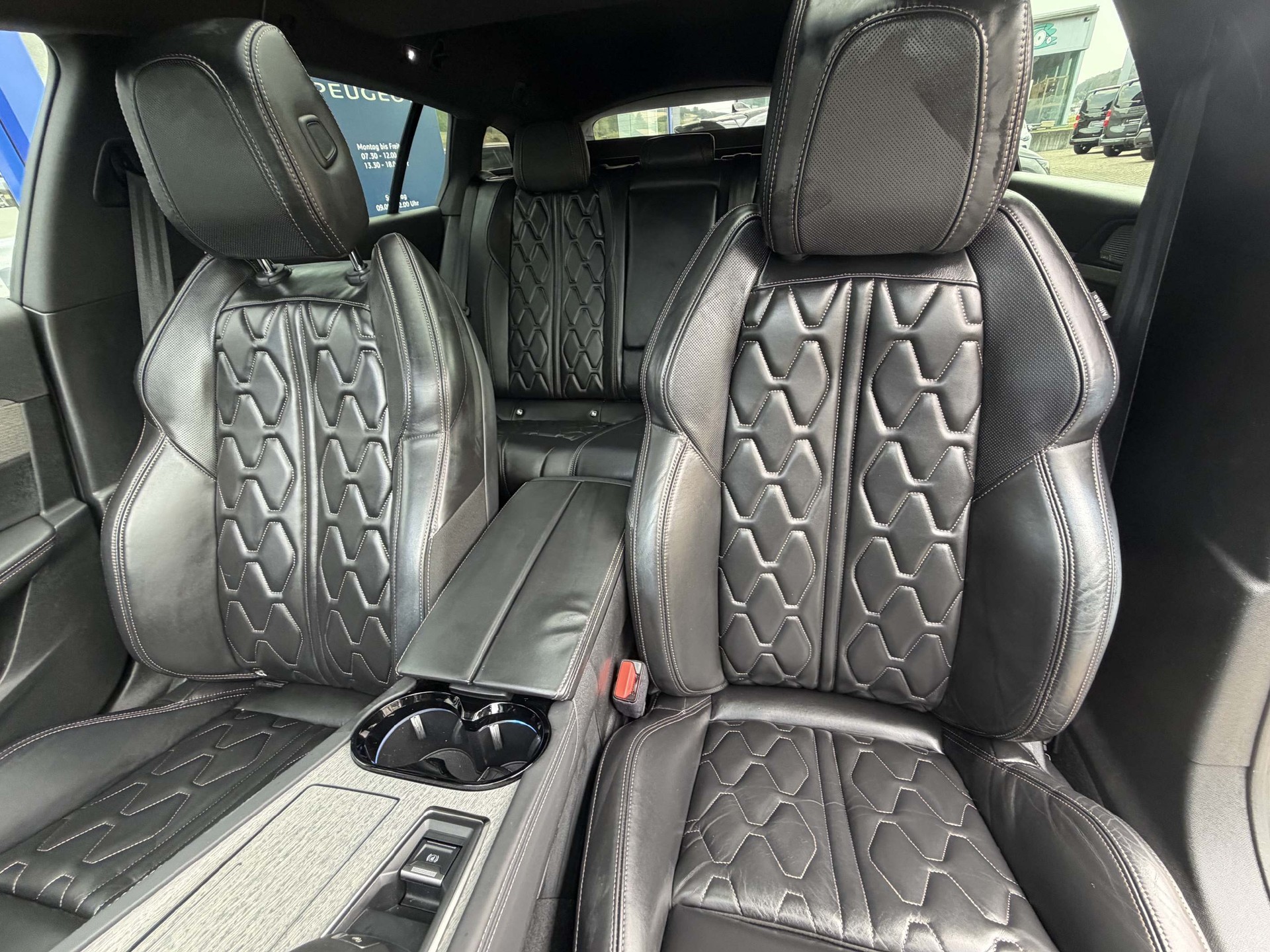PEUGEOT 508 SW 2.0 BlueHDi 180 GT *Leder, Night Vision*-image-15