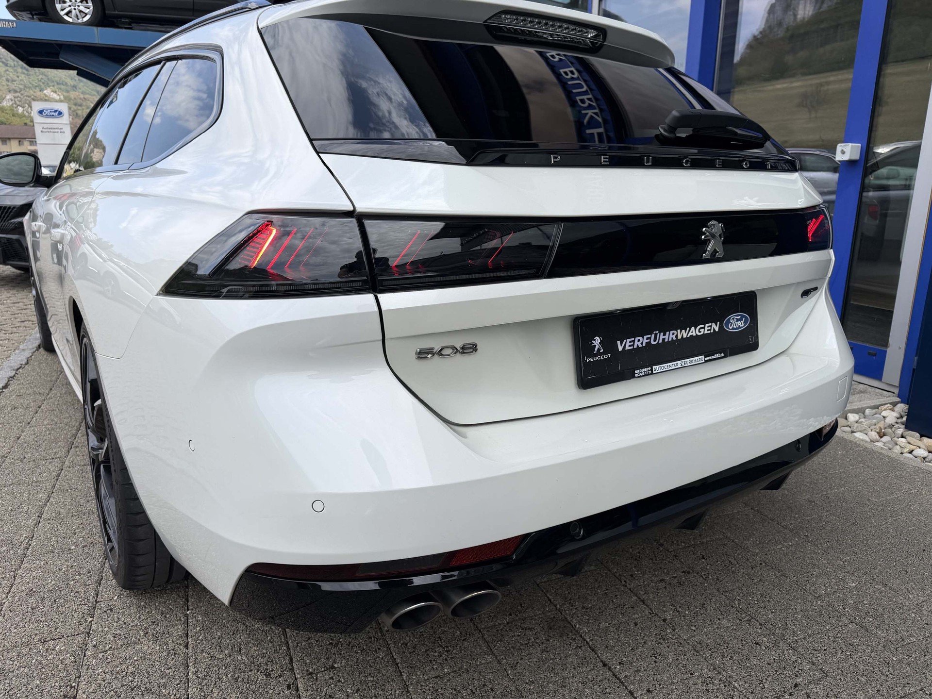PEUGEOT 508 SW 2.0 BlueHDi 180 GT *Leder, Night Vision*-image-4