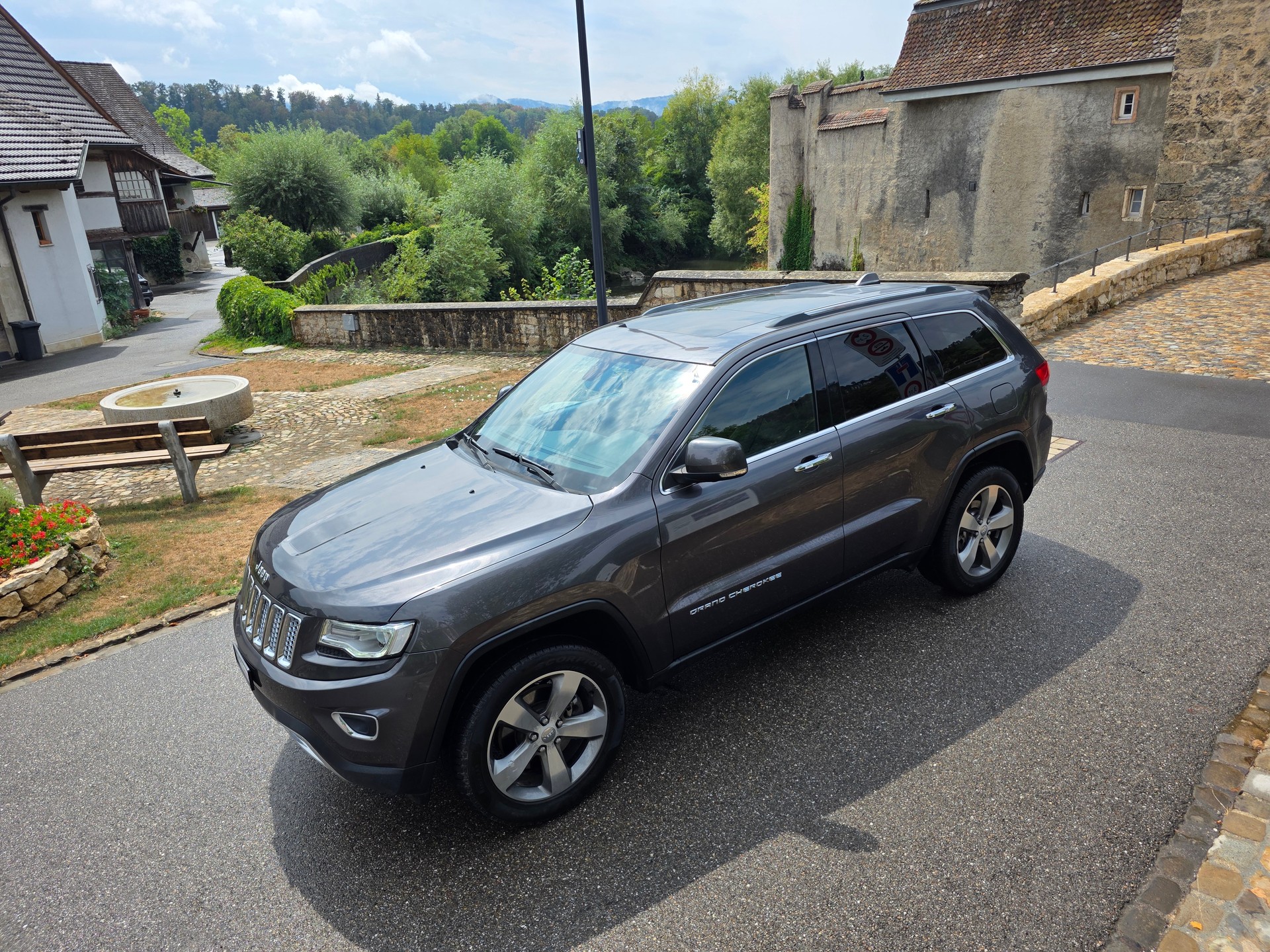 JEEP Grand Cherokee 3.0 CRD Limited Automatic-image-0