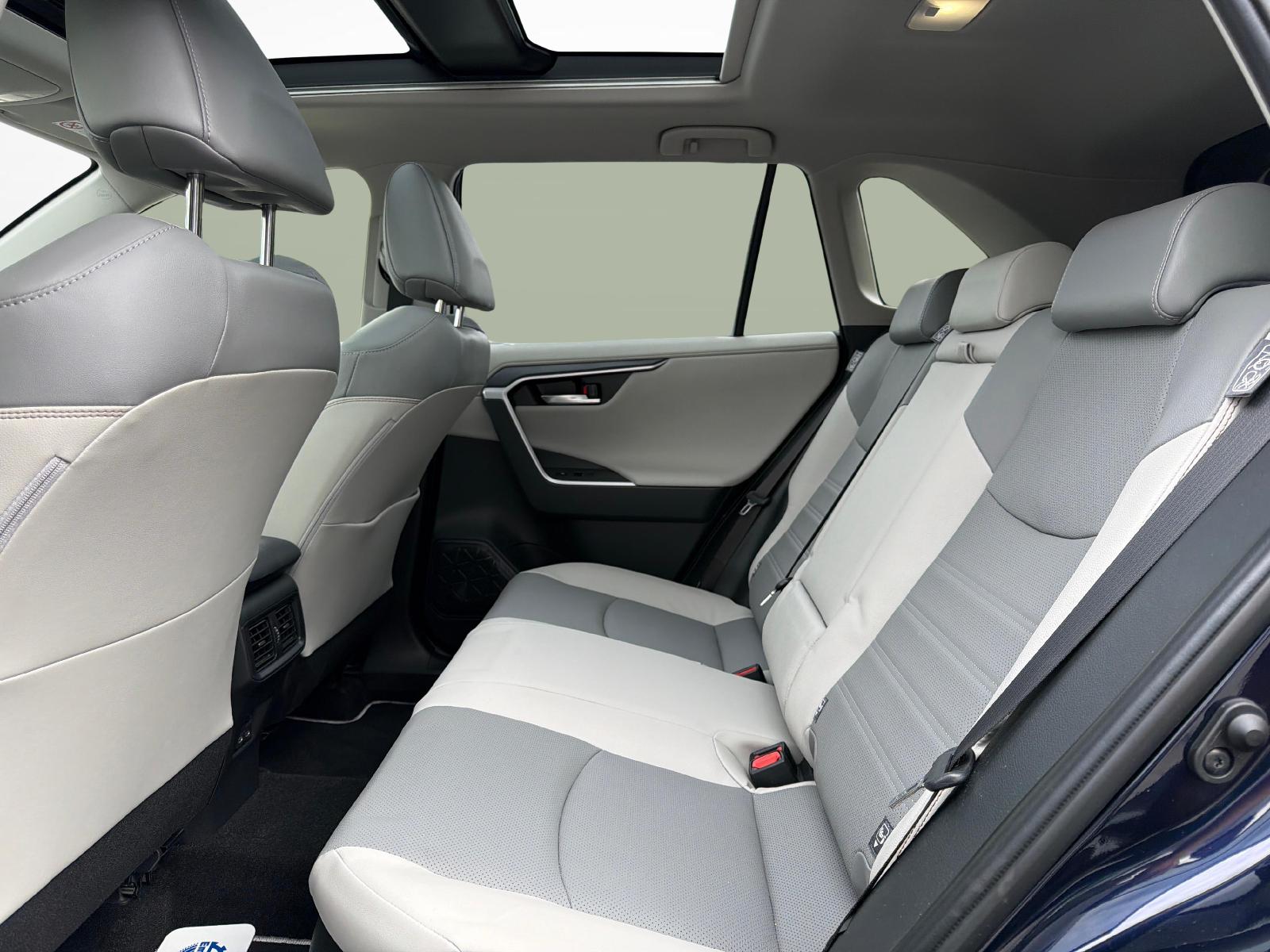 TOYOTA RAV4 2.5 HEV Premium-image-10