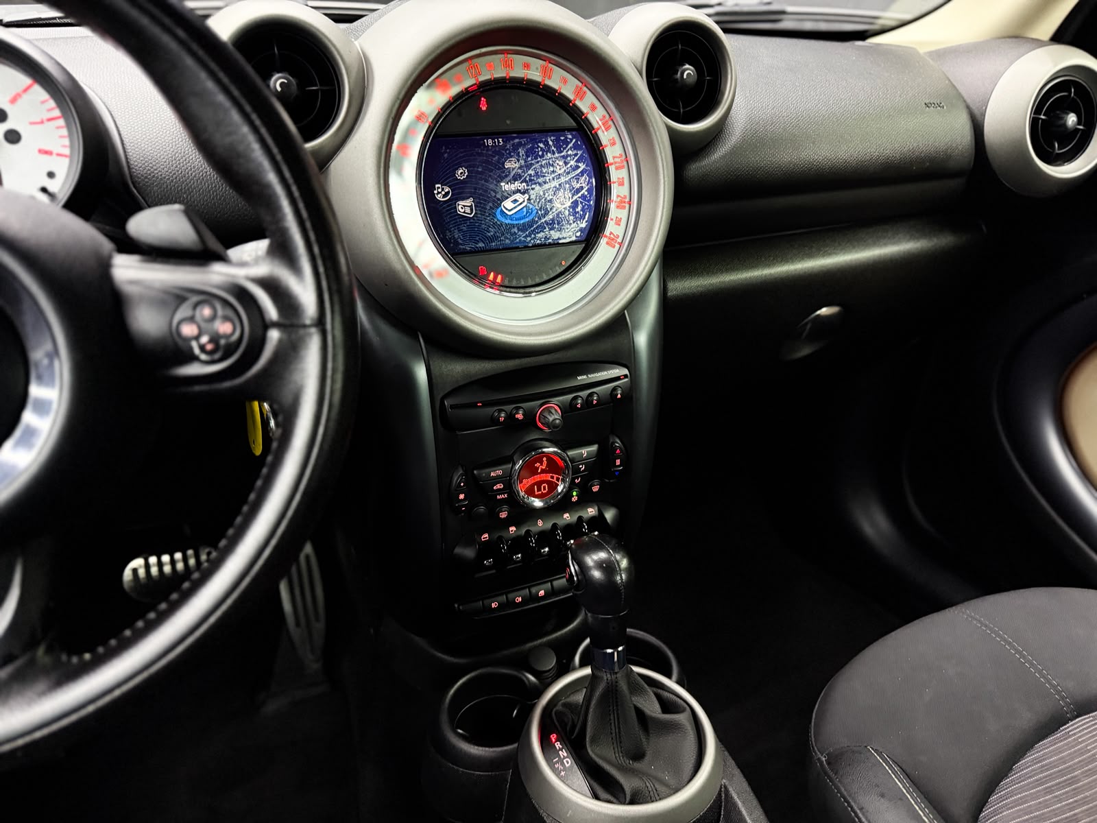MINI Countryman Cooper S ALL4 Steptronic-image-17