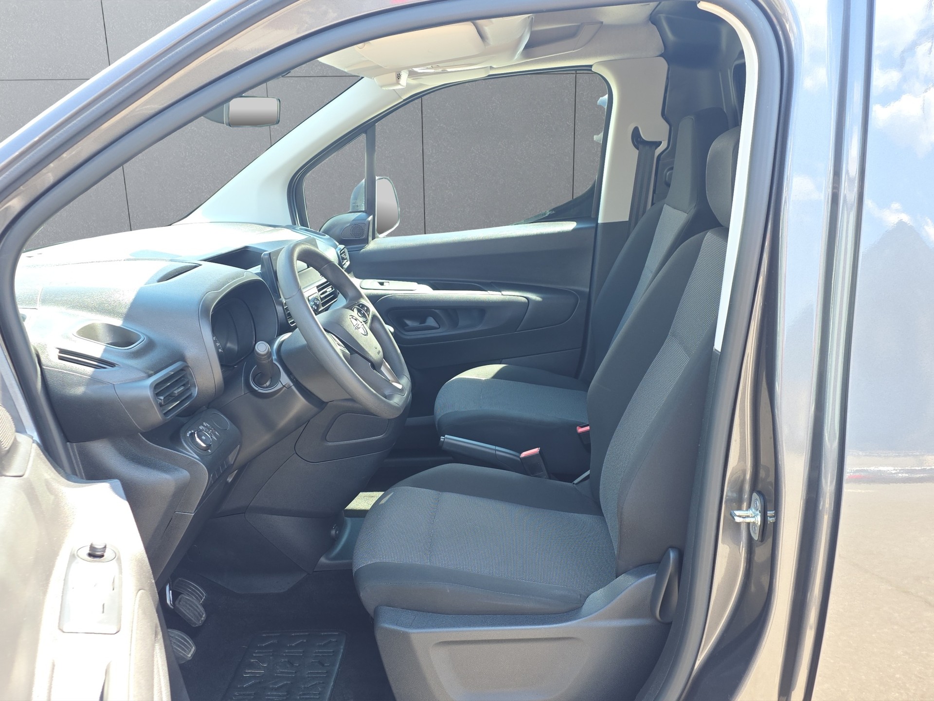 OPEL Combo Cargo 2.0 t 1.5 D Essentia S/S-image-6