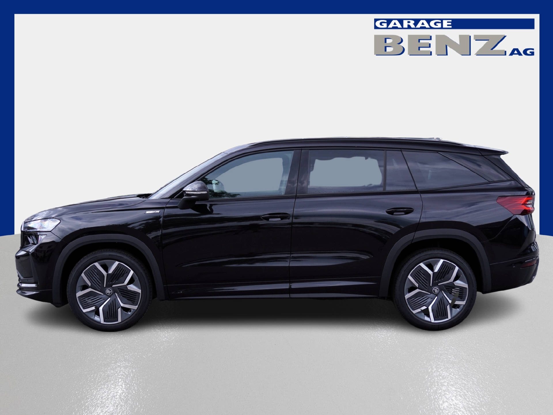 SKODA Kodiaq 2.0 TSI SportLine 4x4 DSG-image-3