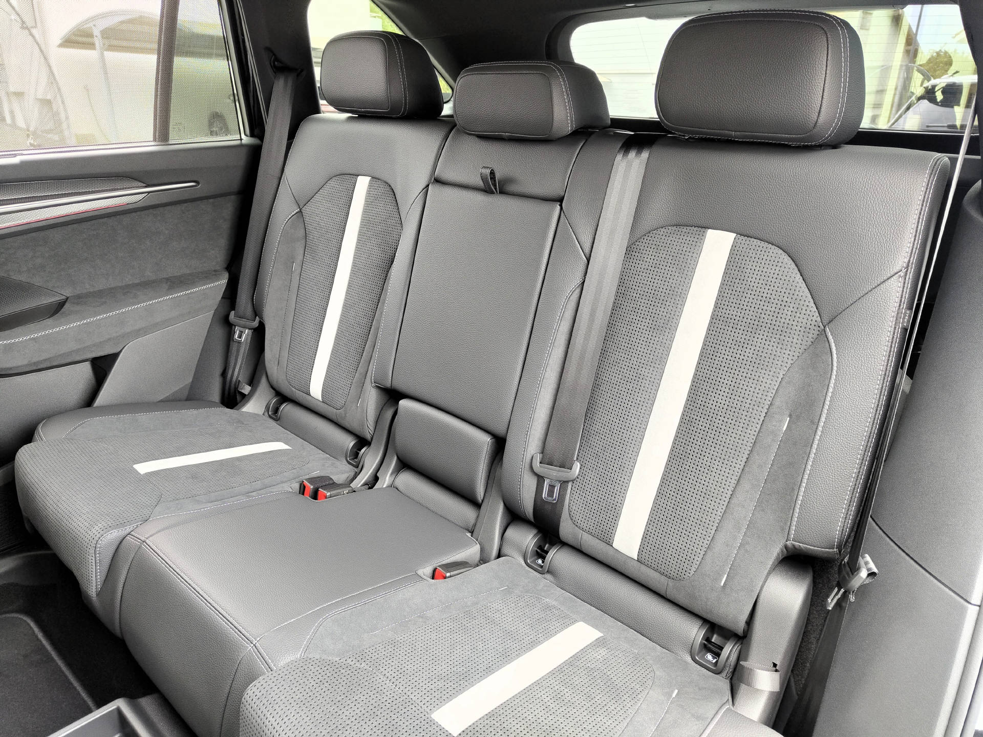 SKODA Kodiaq 2.0 TSI SportLine 4x4 DSG-image-6