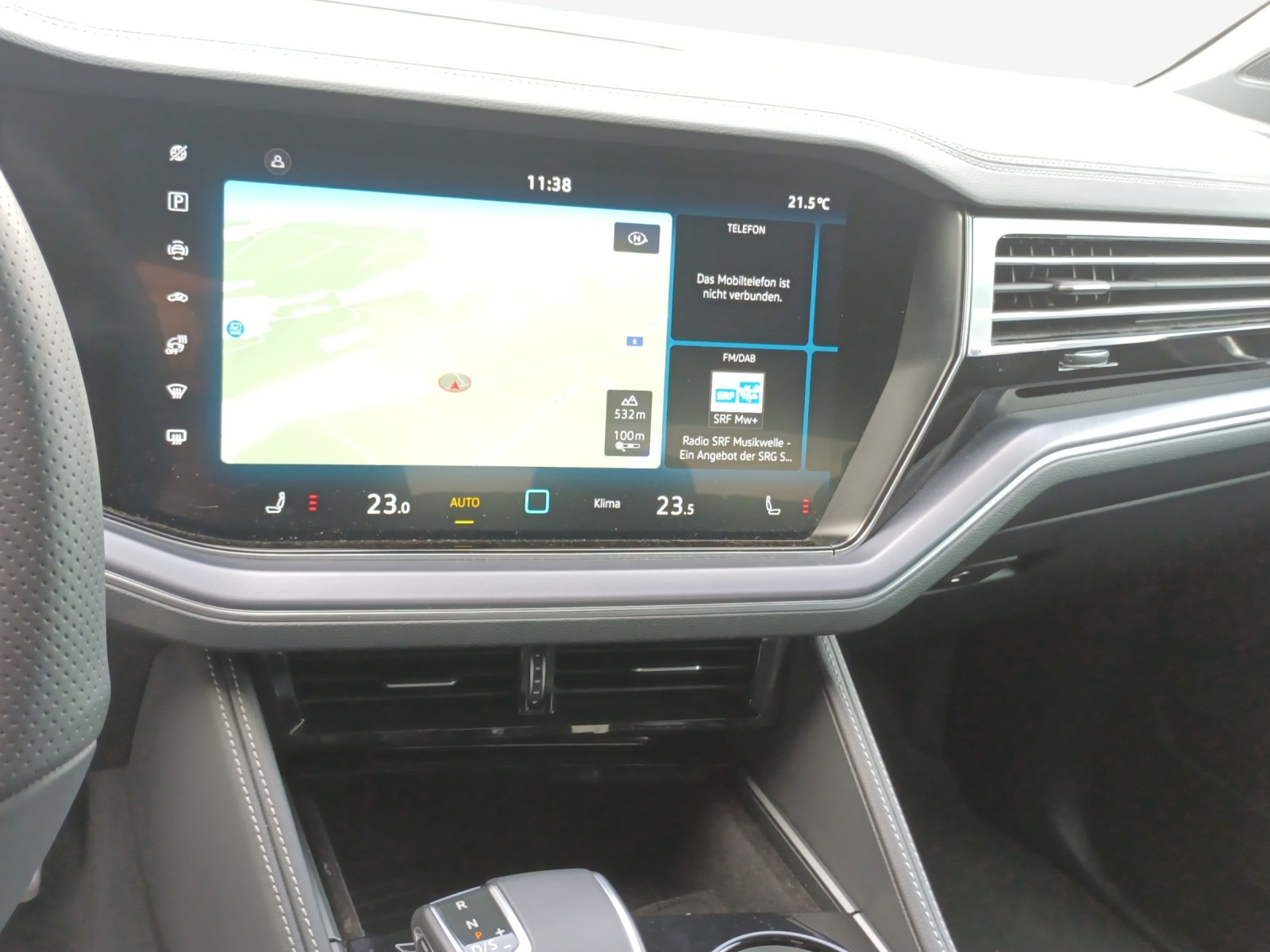 VW Touareg 3.0 TDI R-Line Tiptronic-image-10