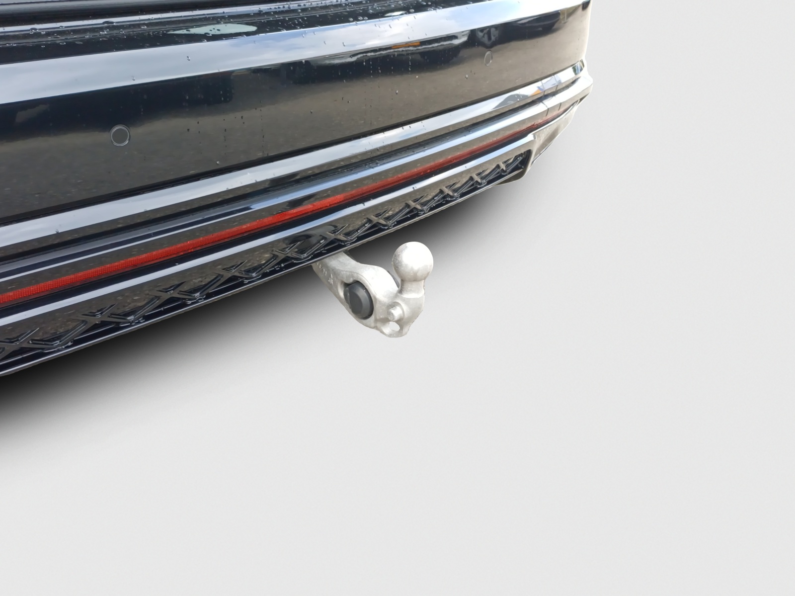 VW Touareg 3.0 TDI R-Line Tiptronic-image-13