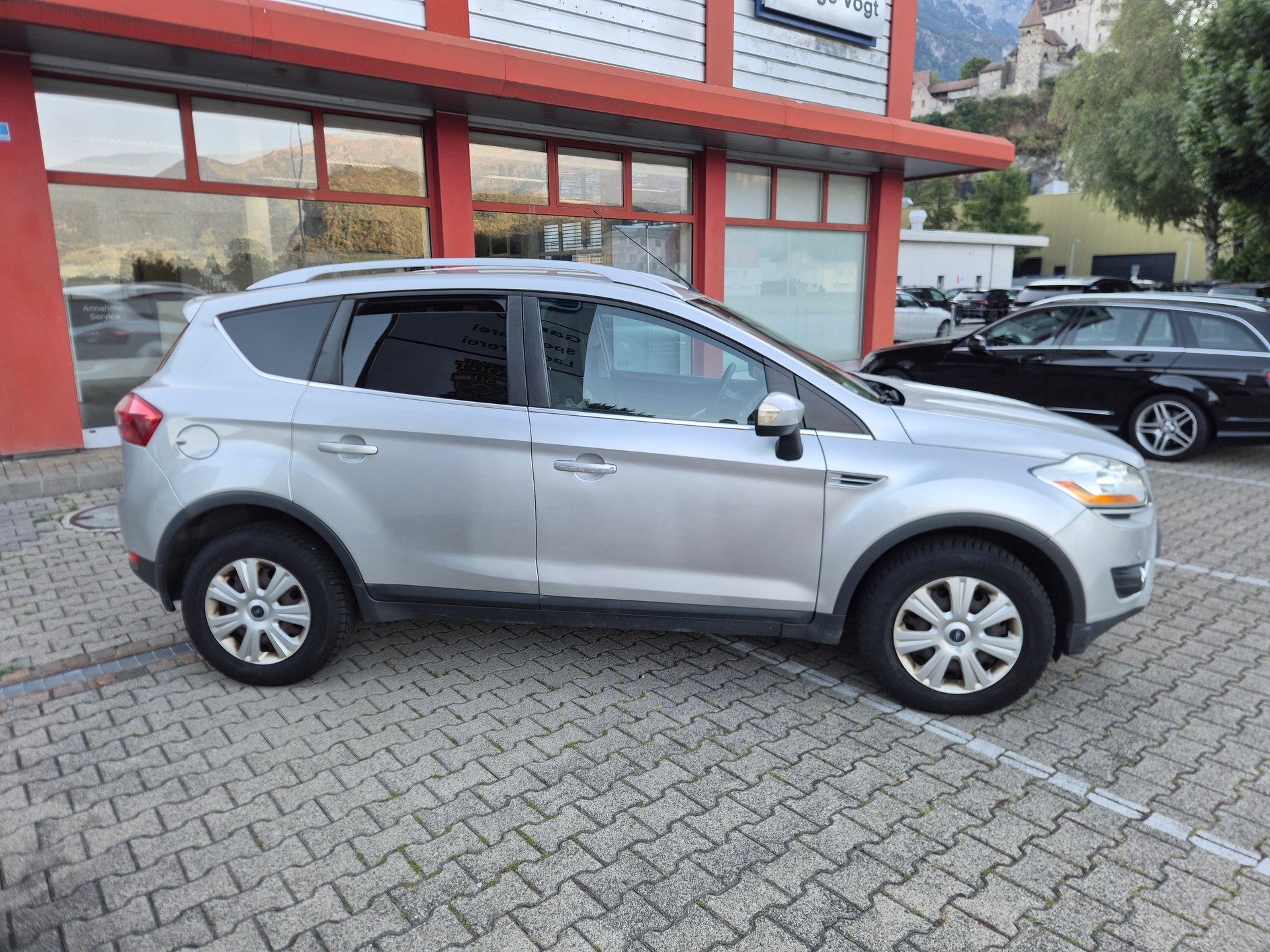FORD Kuga 2.0 TDCi Carving 4WD-image-5