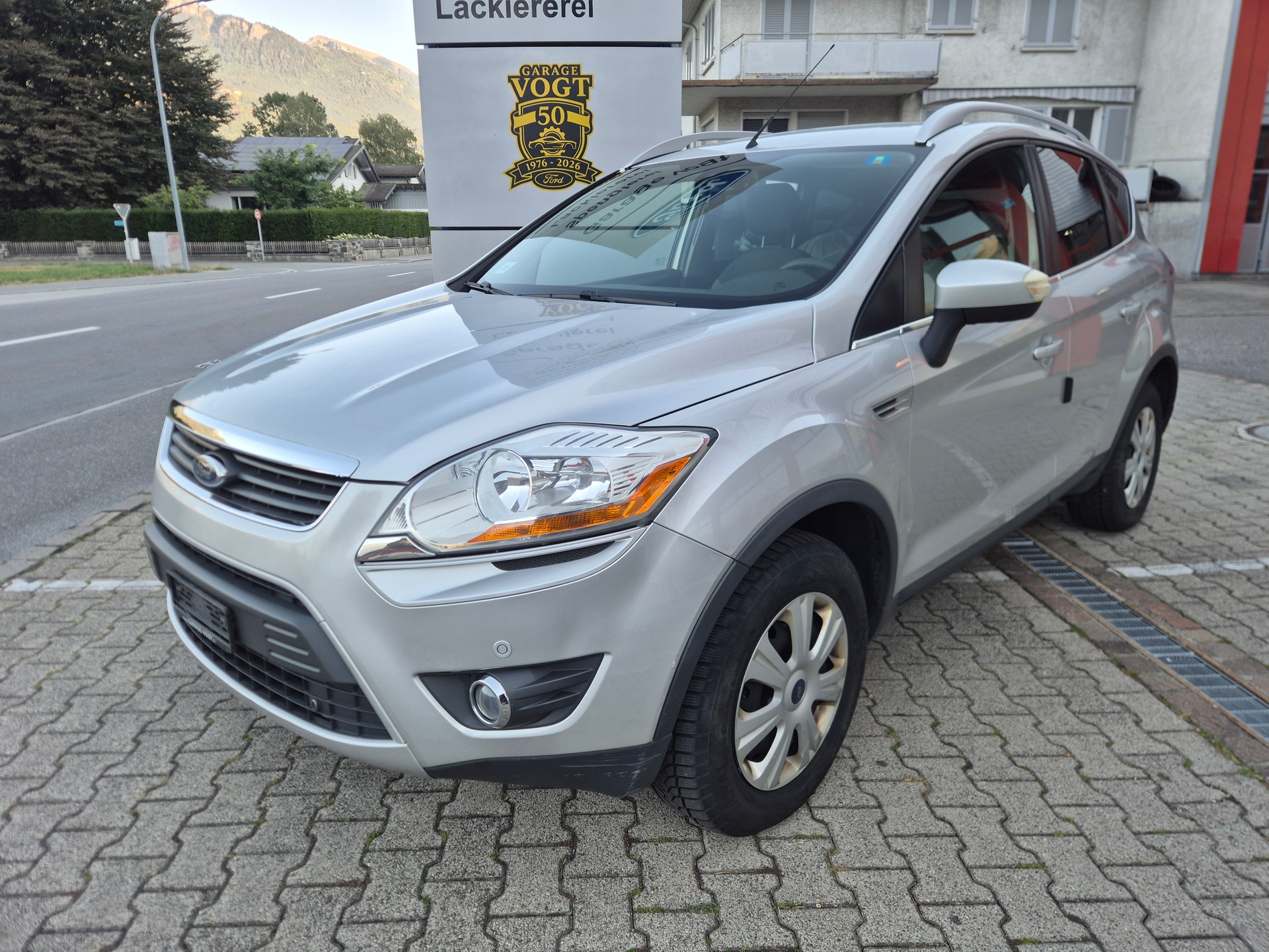 FORD Kuga 2.0 TDCi Carving 4WD-image-1