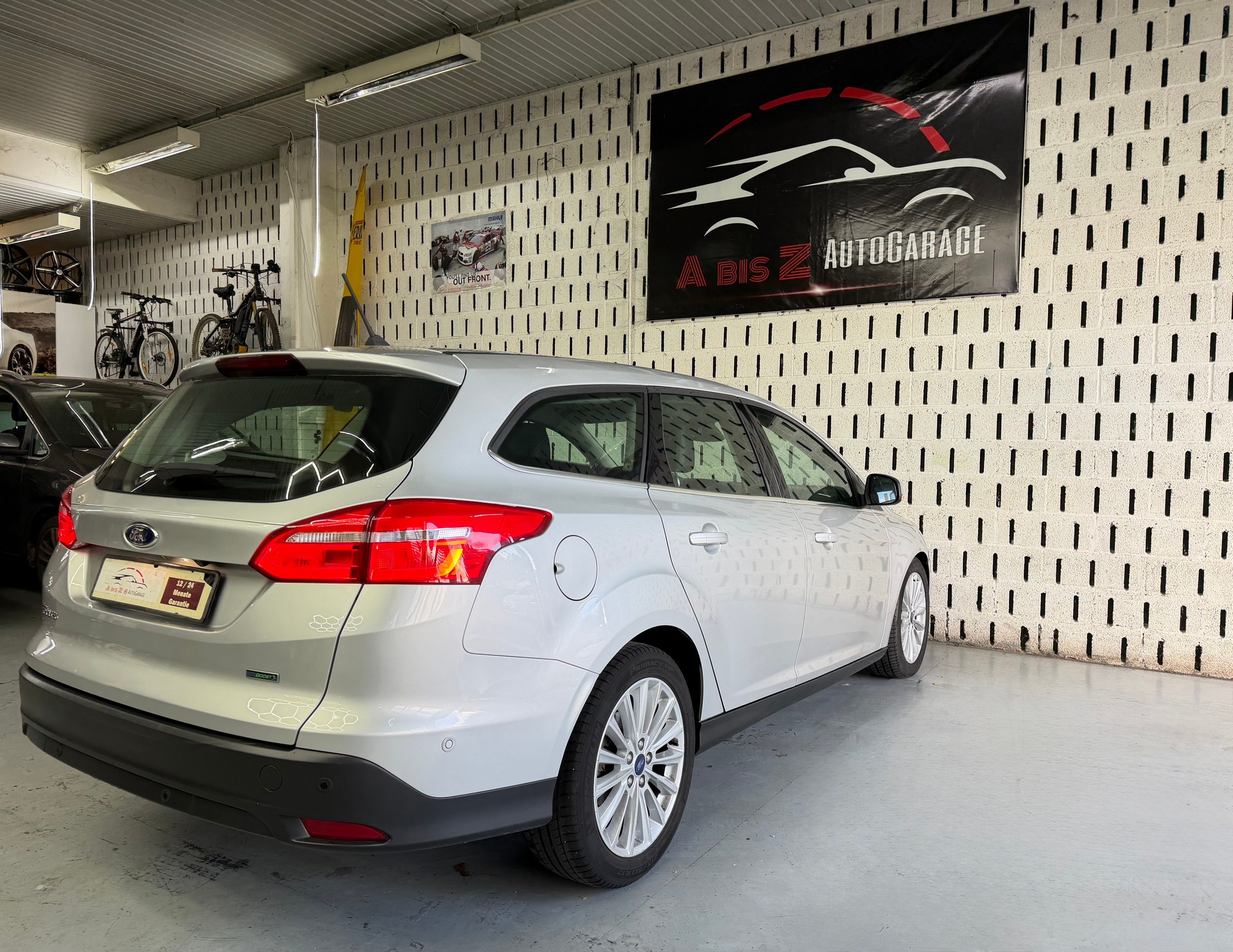 FORD Focus 1.0 SCTi Trend Automatic-image-10