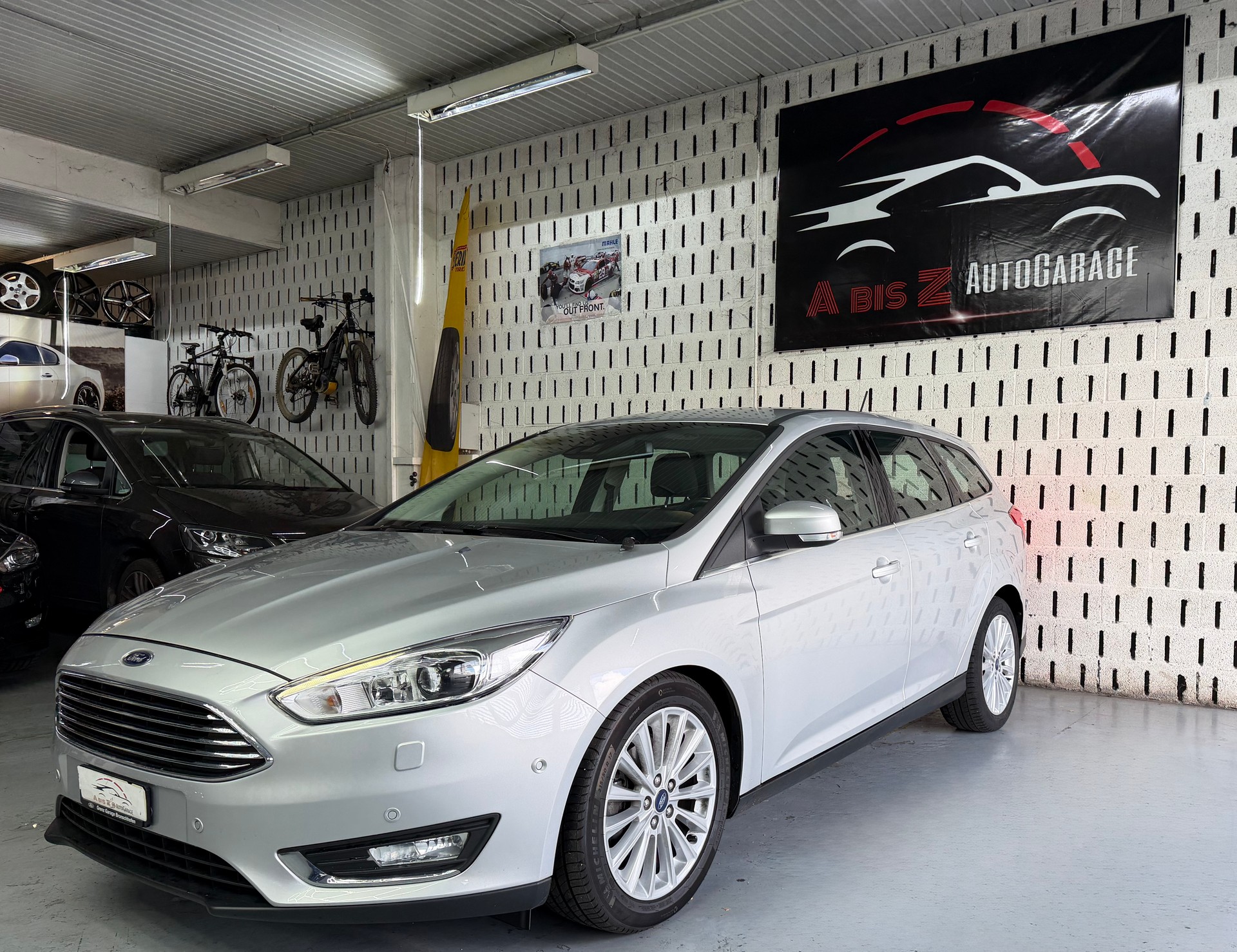 FORD Focus 1.0 SCTi Trend Automatic-image-0