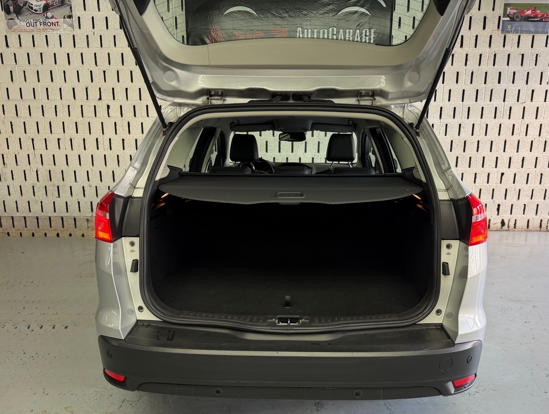 FORD Focus 1.0 SCTi Trend Automatic-image-12