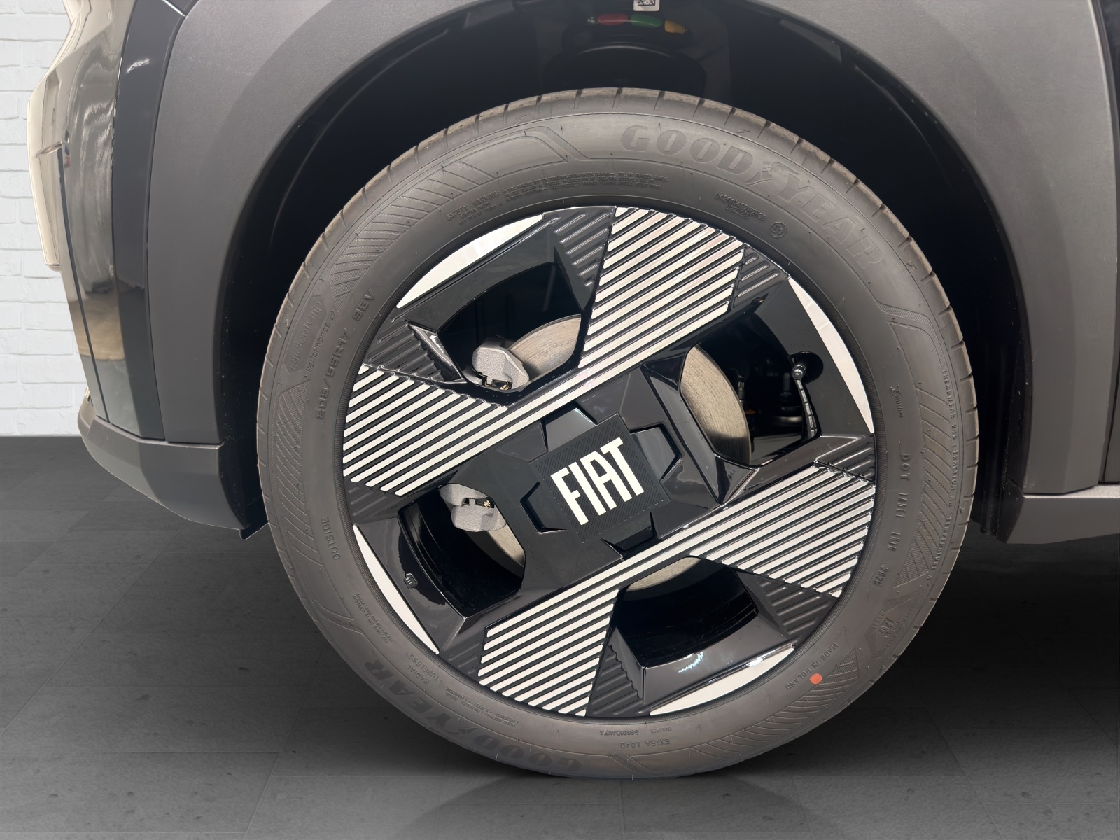 FIAT Grande Panda 1.2 Hybrid La Prima-image-5