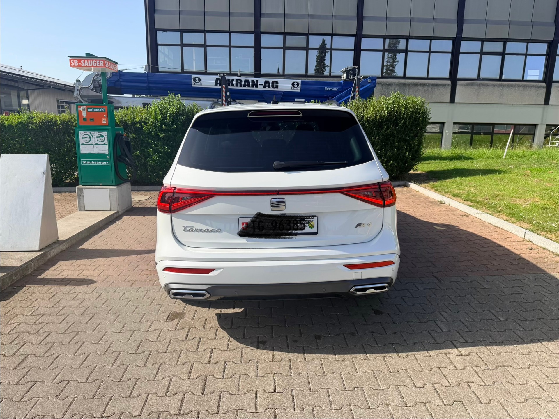 SEAT 2.0 TSI Hola FR 4Drive DSG-image-6