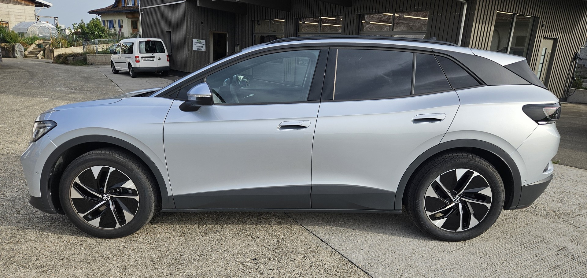 VW ID.4 Pro 77 kWh mit Wärmepumpe und Anhängerkupplung-showroom-element-3