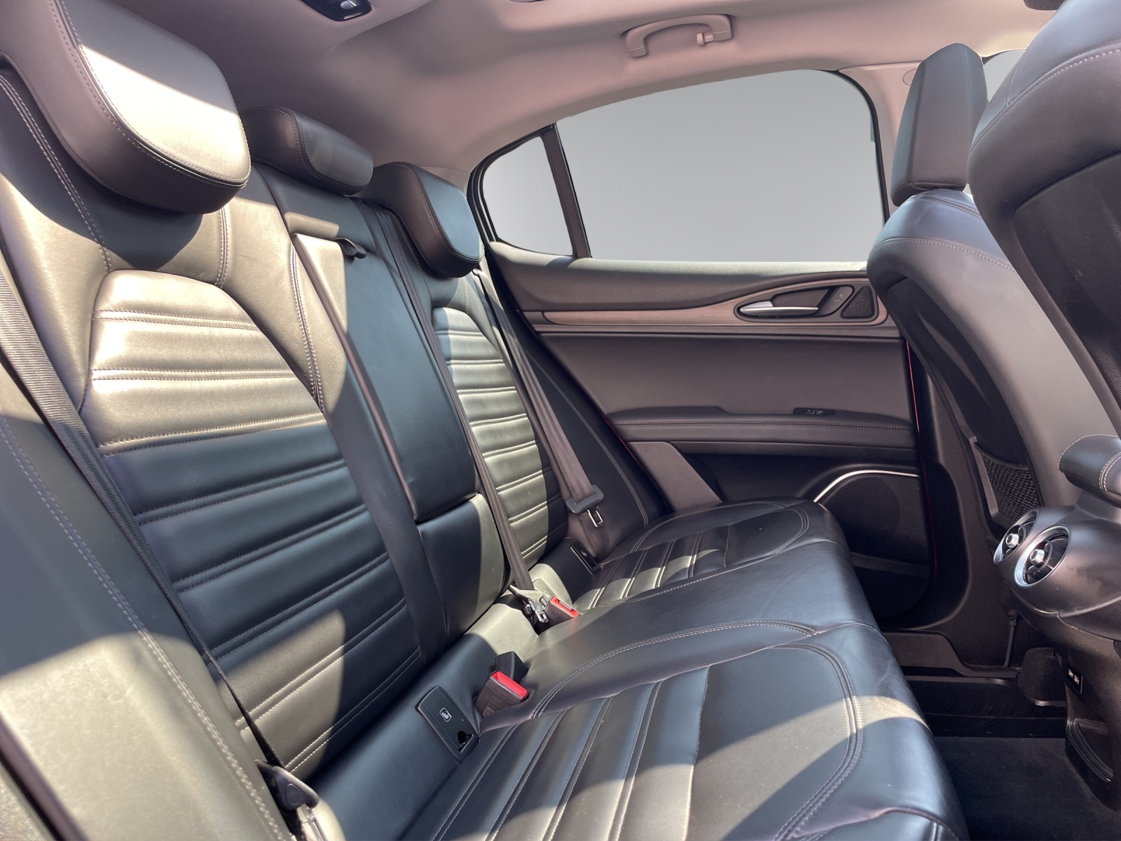 ALFA ROMEO Stelvio 2.0 First Edition Q4 Automatic-image-11