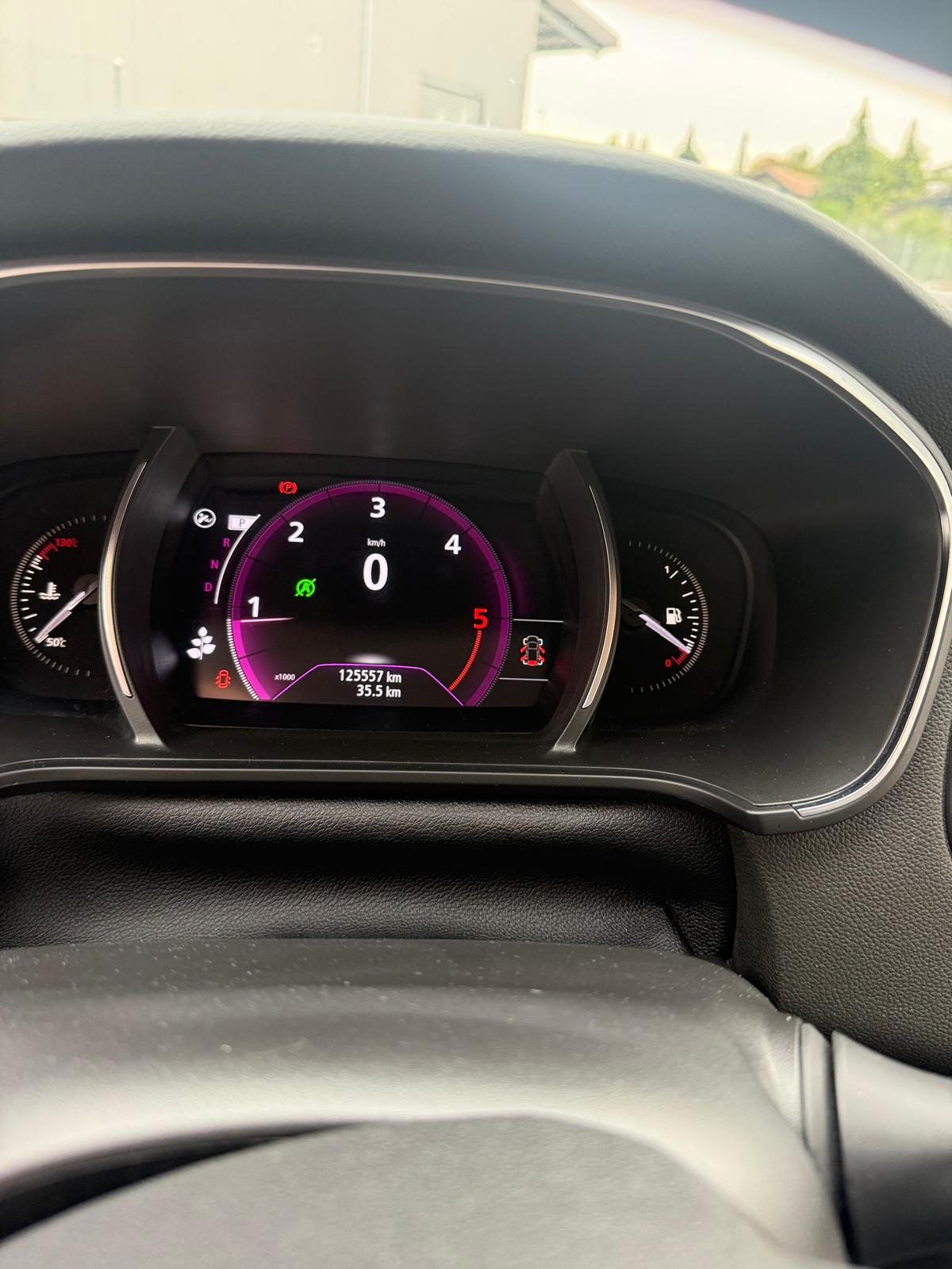 RENAULT Mégane Grandtour 1.5 dCi Business EDC-image-15