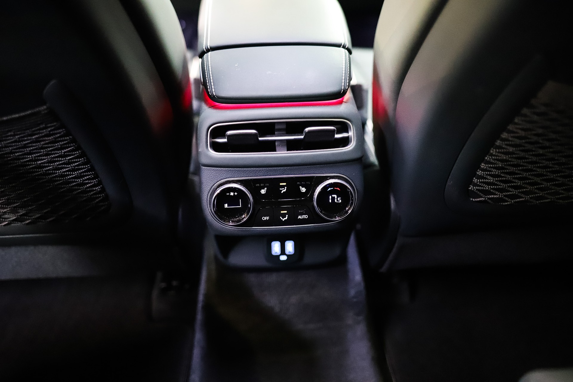 GENESIS GV70 Electrified Sport kWh 77,4 AWD-image-17