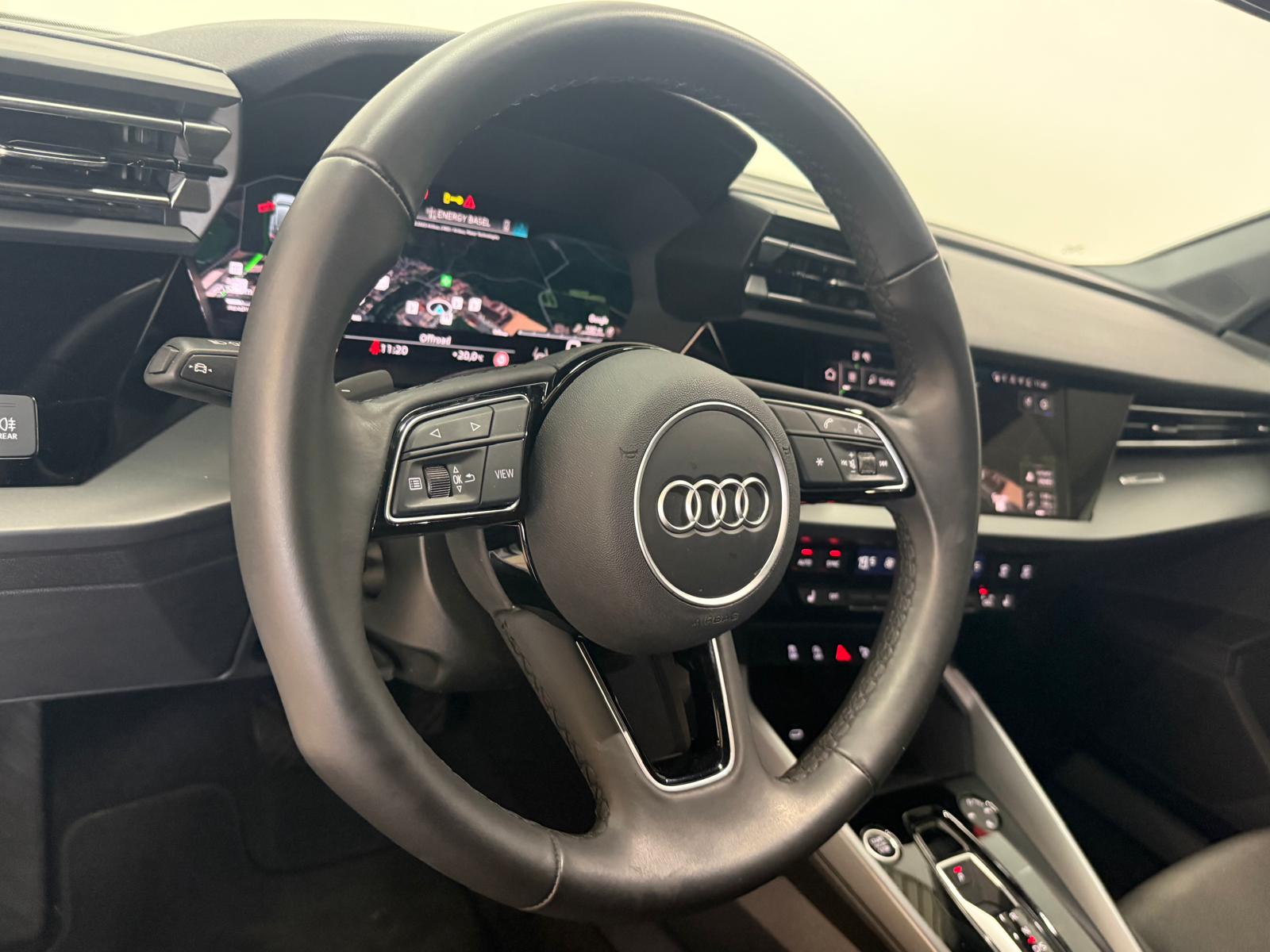 AUDI A3 Sportback 35 TFSI Attraction S-tronic-image-5