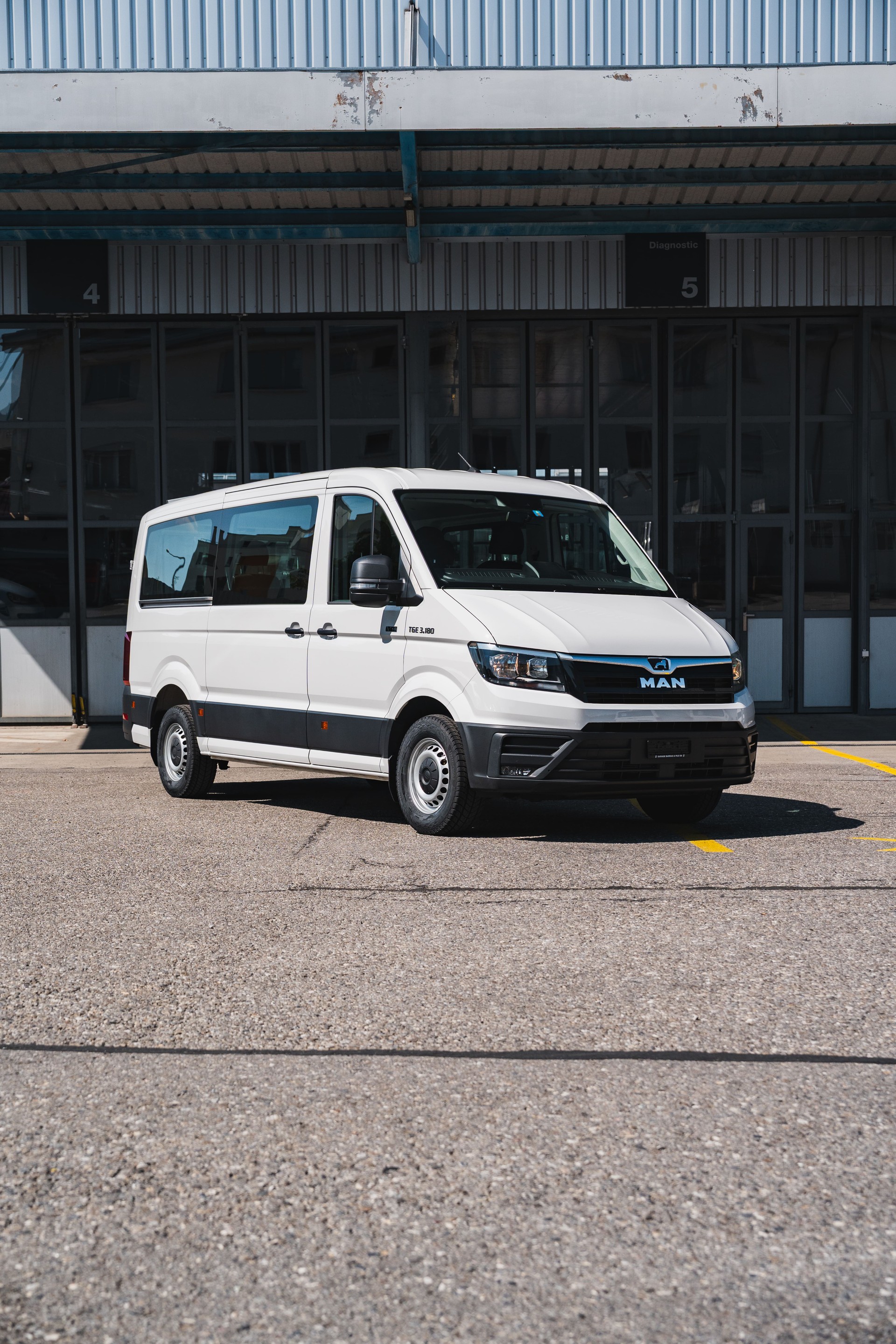 MAN Minibus 9 places 4x4