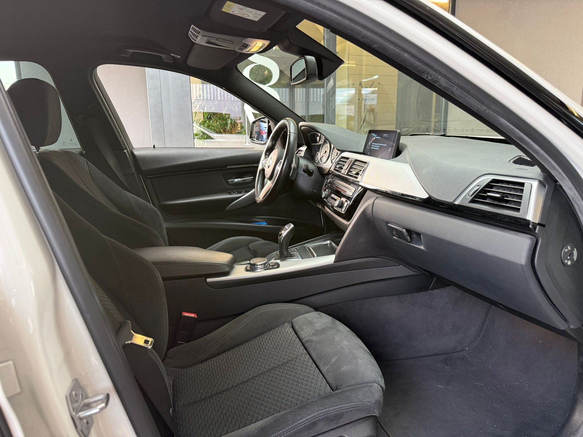 BMW 340i xDrive M Sport *Power & Sound Kit* *//M-Performance Parts* Steptronic-image-23