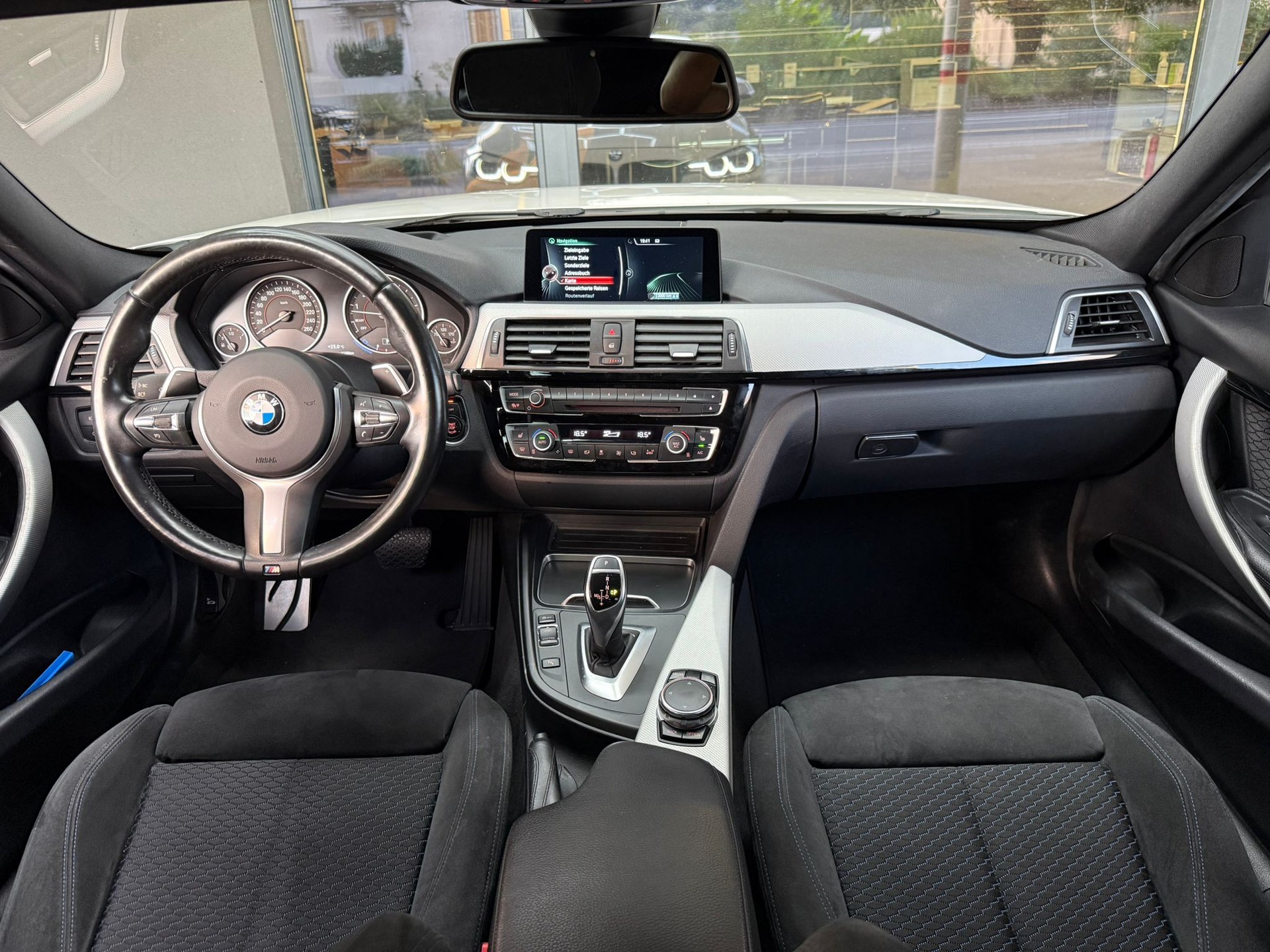 BMW 340i xDrive M Sport *Power & Sound Kit* *//M-Performance Parts* Steptronic-image-24