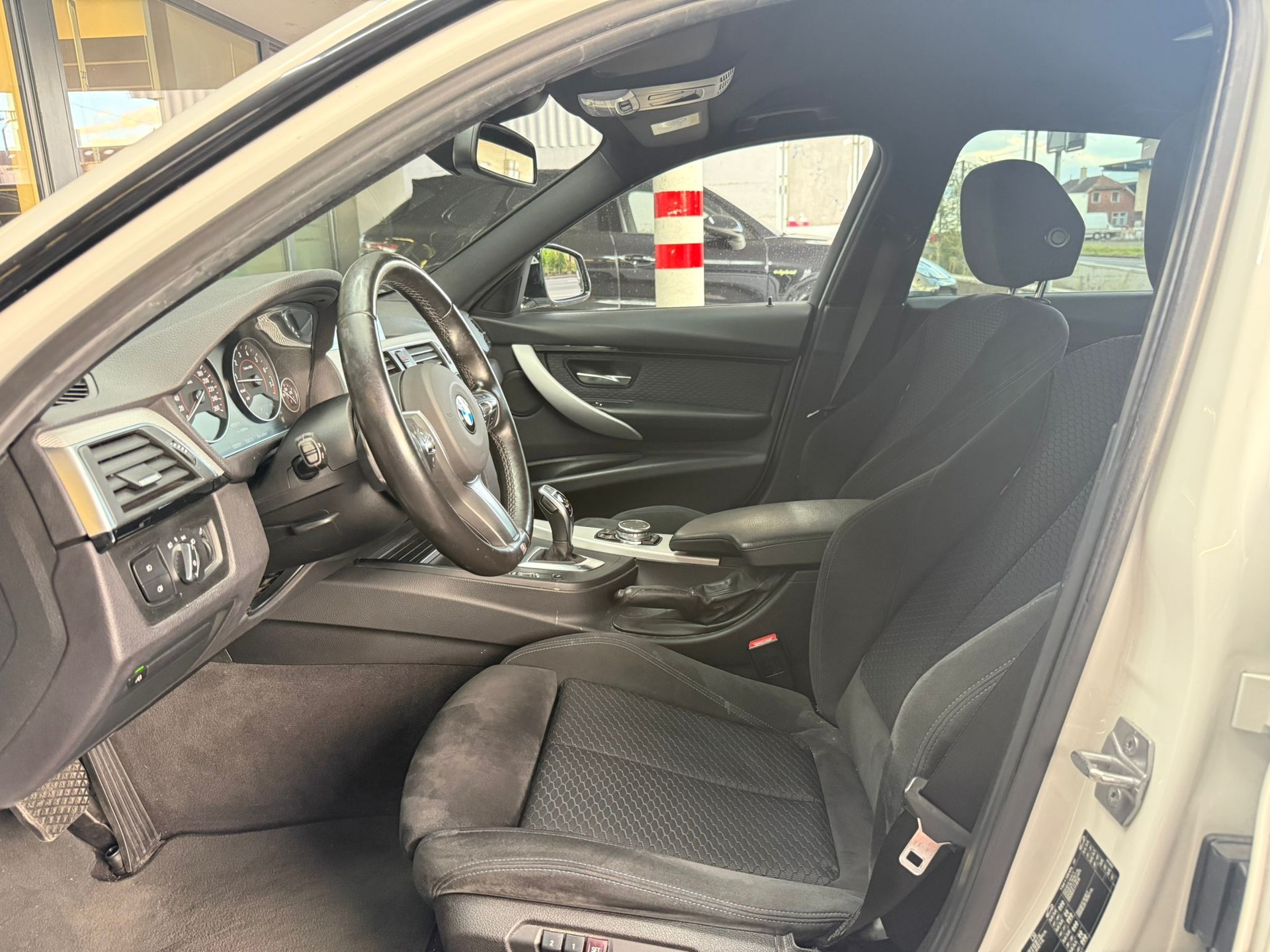 BMW 340i xDrive M Sport *Power & Sound Kit* *//M-Performance Parts* Steptronic-image-15