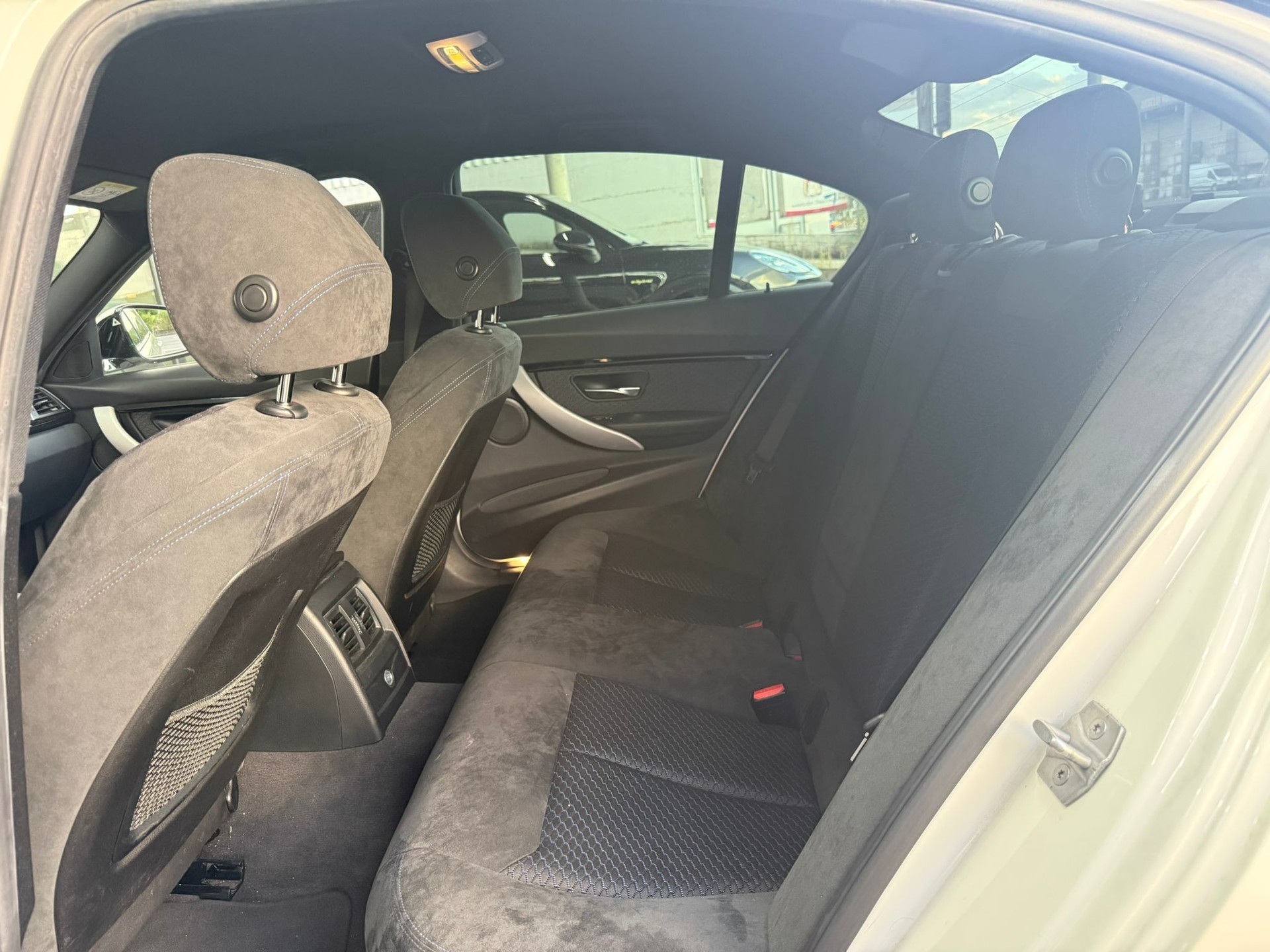 BMW 340i xDrive M Sport *Power & Sound Kit* *//M-Performance Parts* Steptronic-image-19
