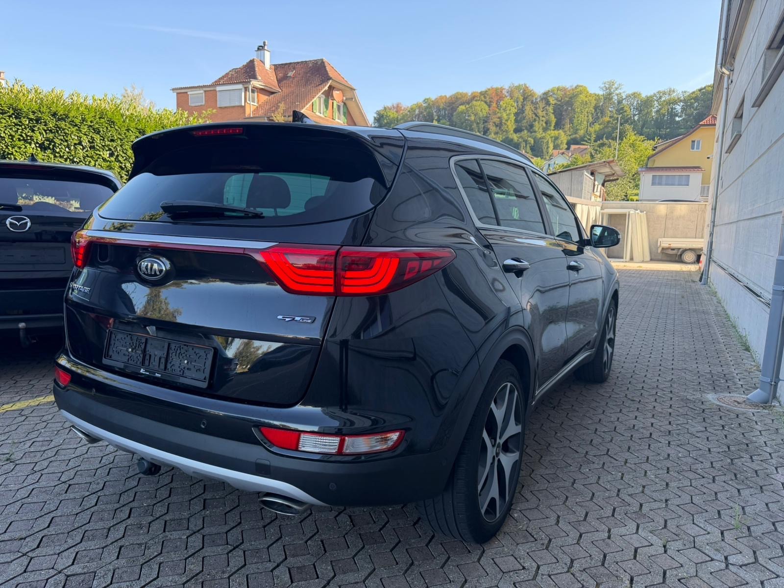 KIA Sportage 2.0CRDi Style GT Line 4WD Automat-image-5