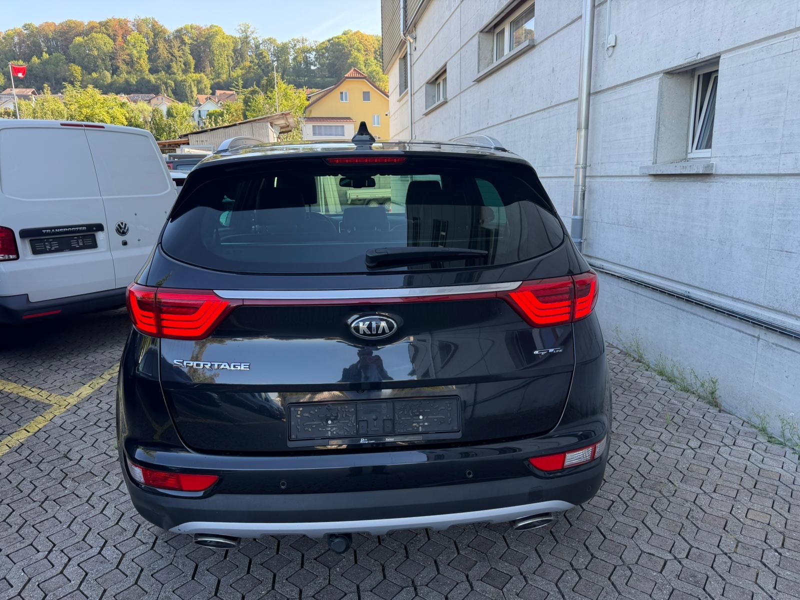 KIA Sportage 2.0CRDi Style GT Line 4WD Automat-image-6