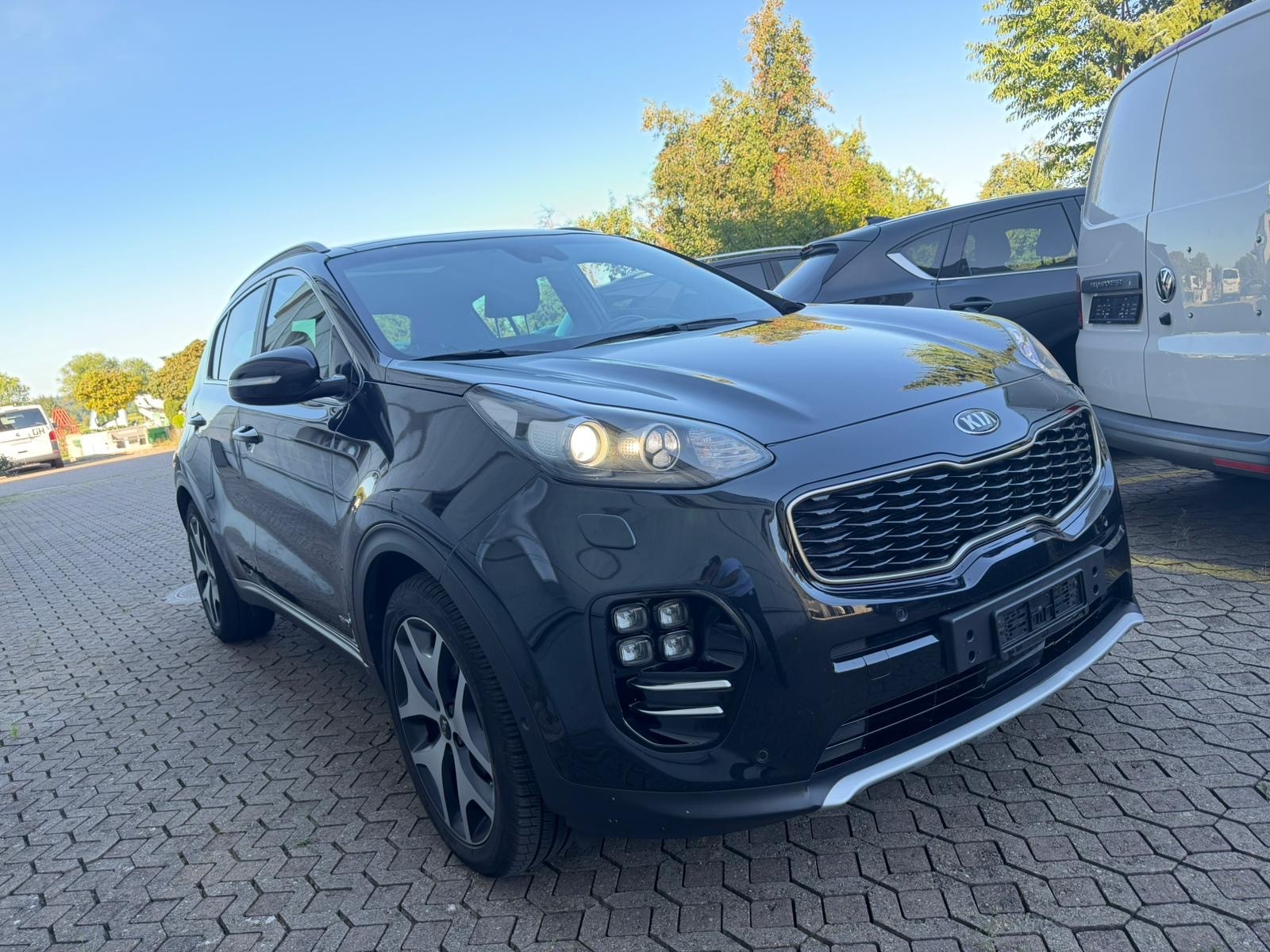 KIA Sportage 2.0CRDi Style GT Line 4WD Automat-showroom-element-2