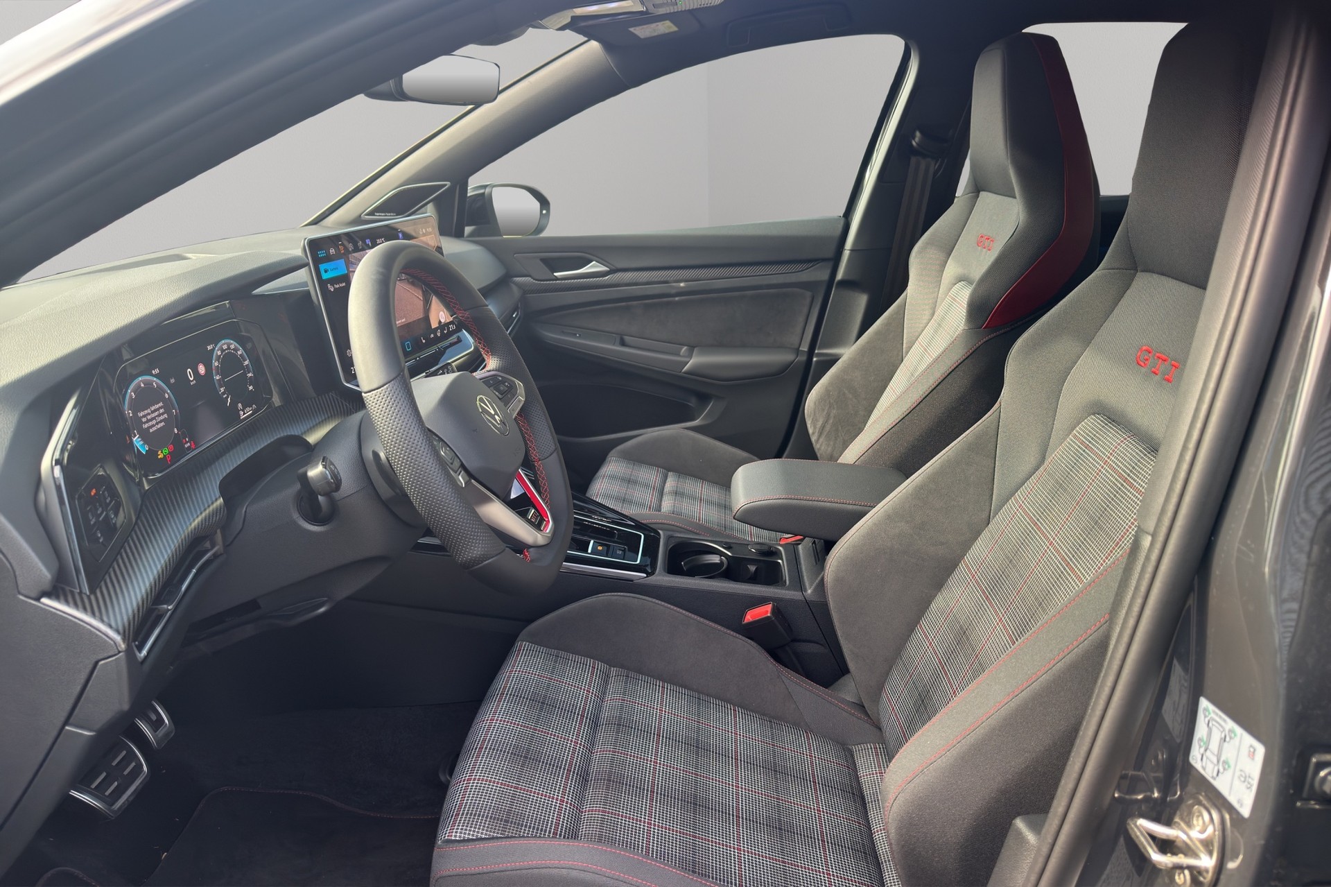 VW Golf 2.0 TSI GTI DSG-image-8