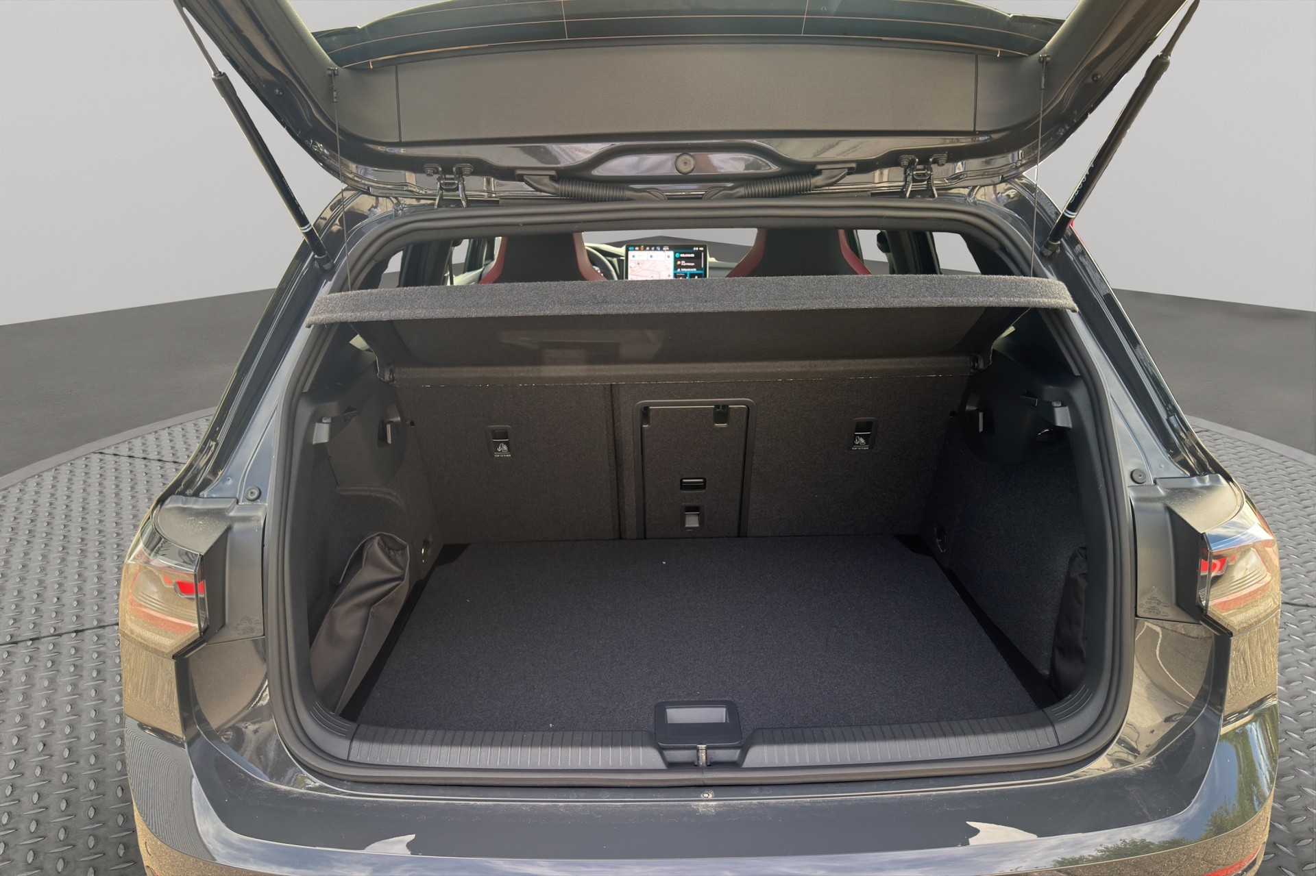 VW Golf 2.0 TSI GTI DSG-image-10