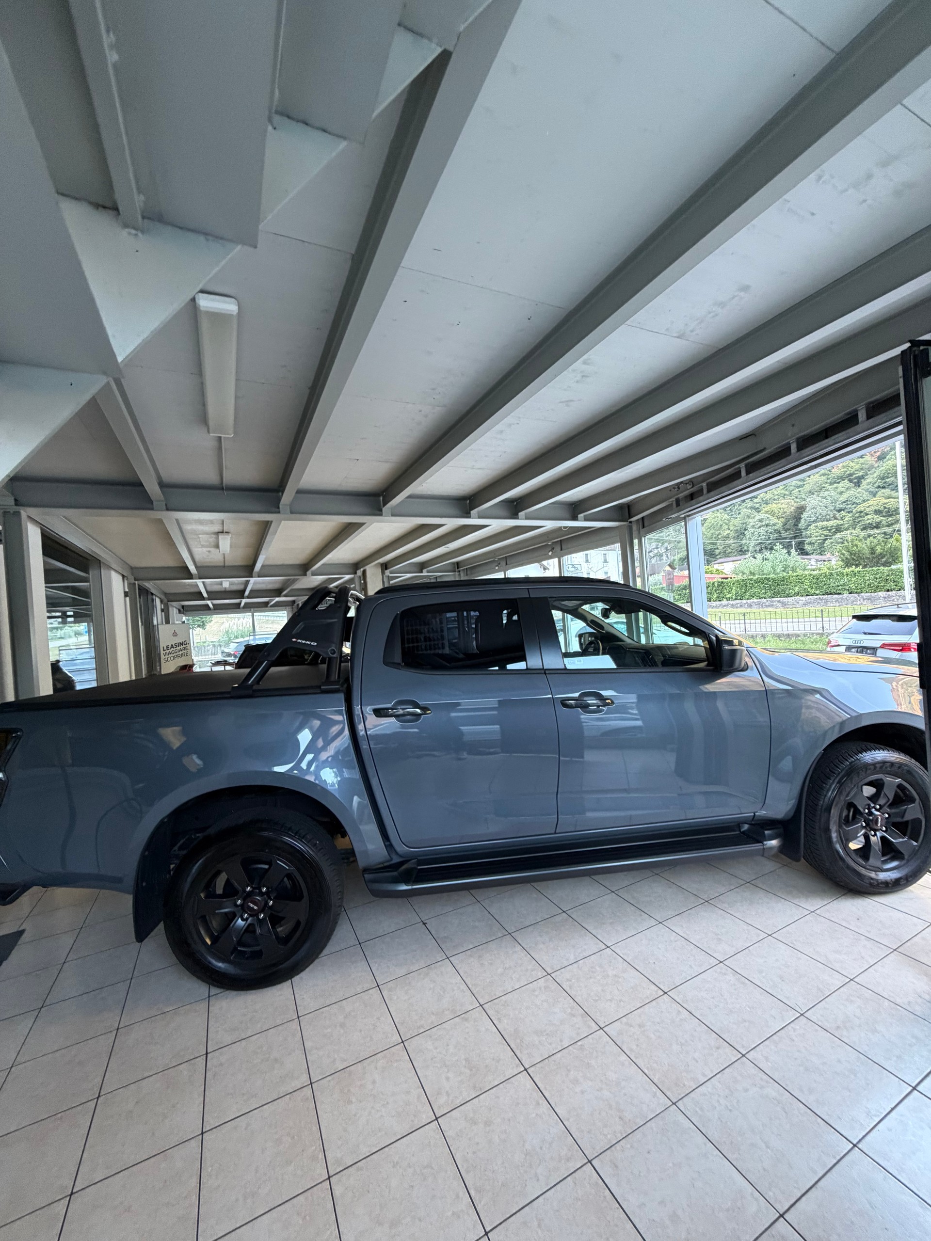 ISUZU D-MAX 1.9 CrewCab N60 Nitro Sport 4x4-image-6