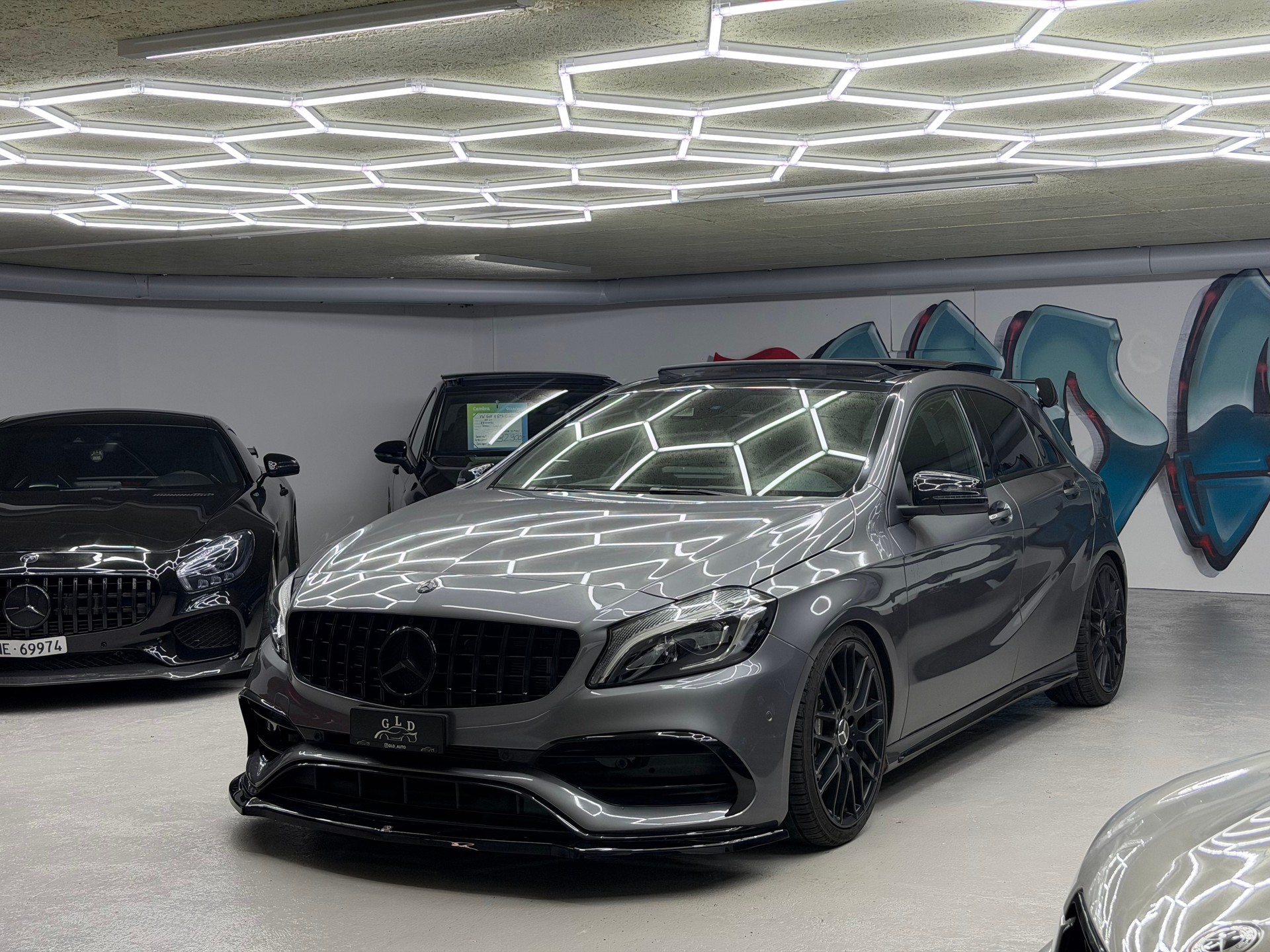 MERCEDES-BENZ A 45 AMG 4Matic Speedshift 7G-DCT *CH / H&R / Maxton*