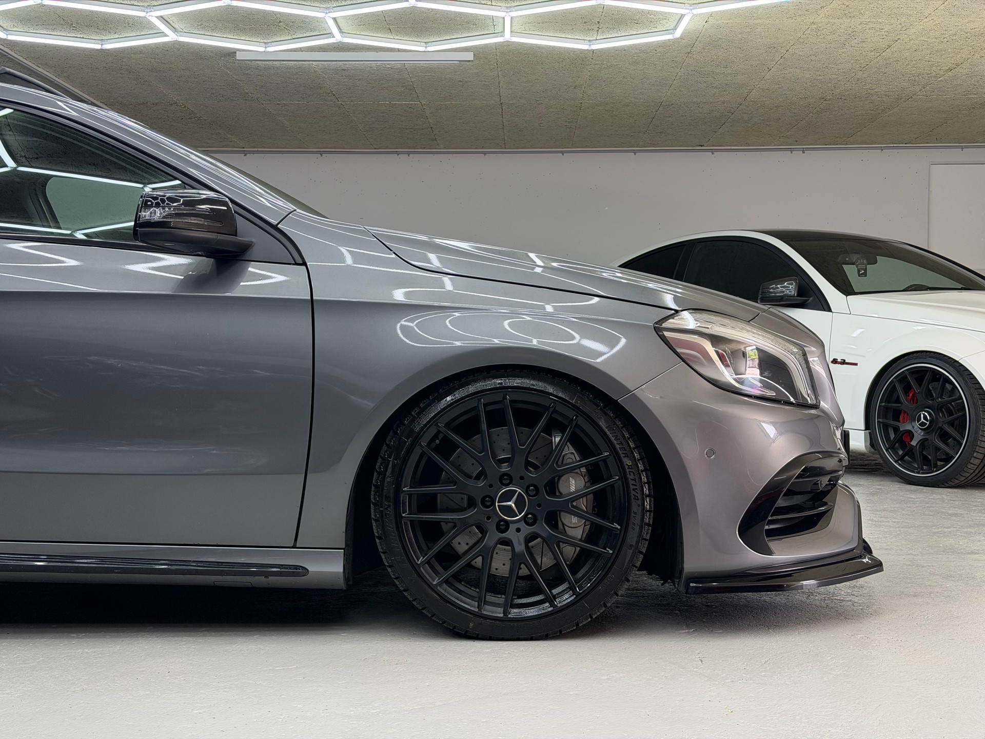 MERCEDES-BENZ A 45 AMG 4Matic Speedshift 7G-DCT *CH / H&R / Maxton*-image-2