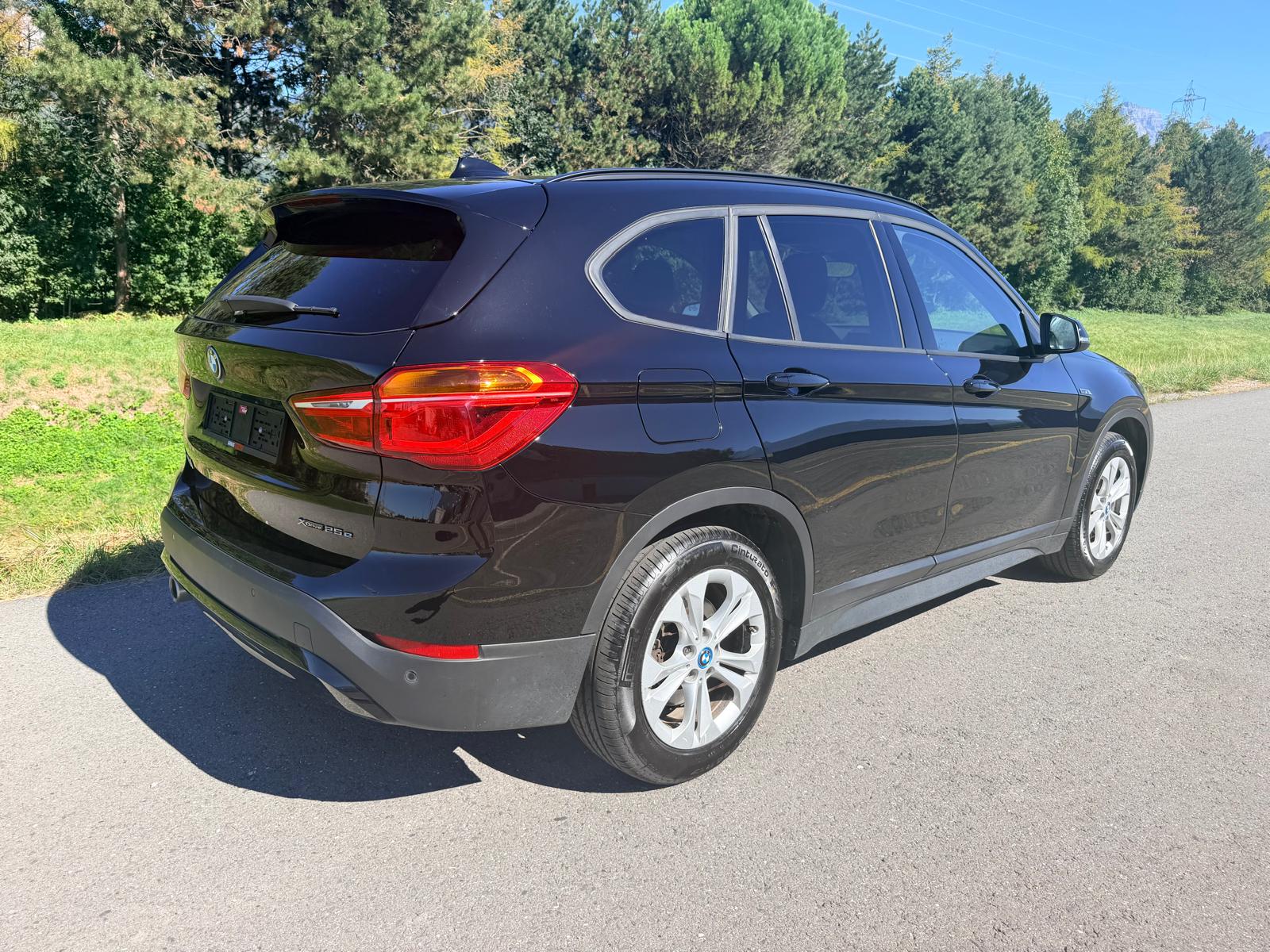 BMW X1 xDrive 25e Steptronic-image-6