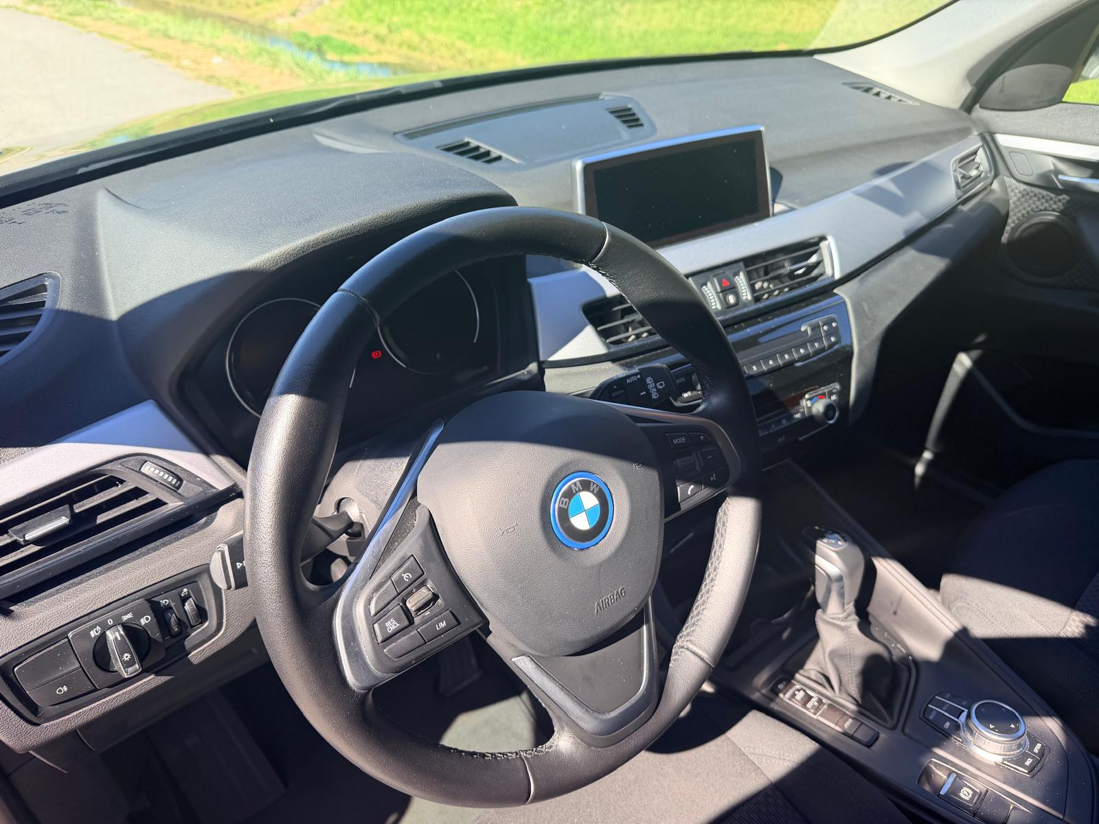 BMW X1 xDrive 25e Steptronic-image-8