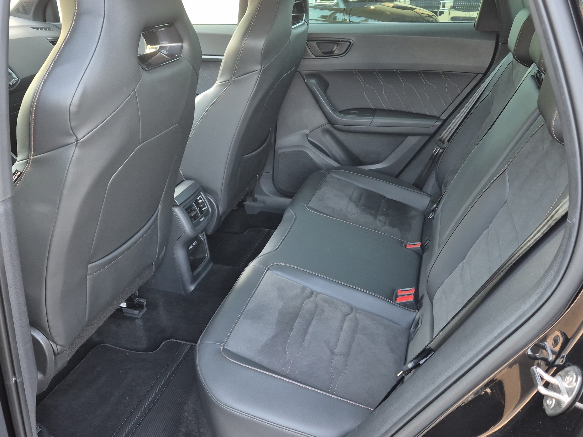 CUPRA Ateca 2.0TSI 4Drive DSG-image-27