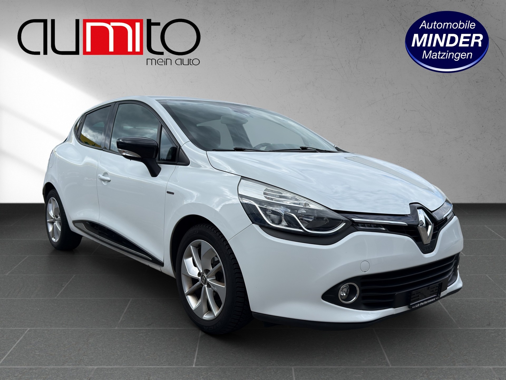 RENAULT Clio 1.5 dCi Limited EDC