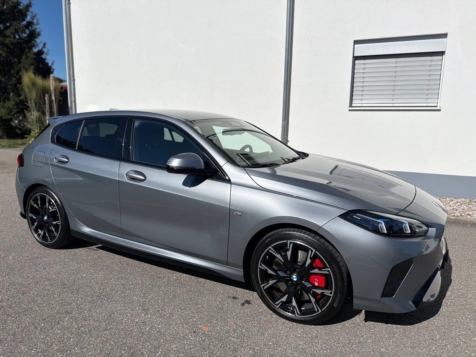 BMW 118d M Sport Pro Steptronic-image-3