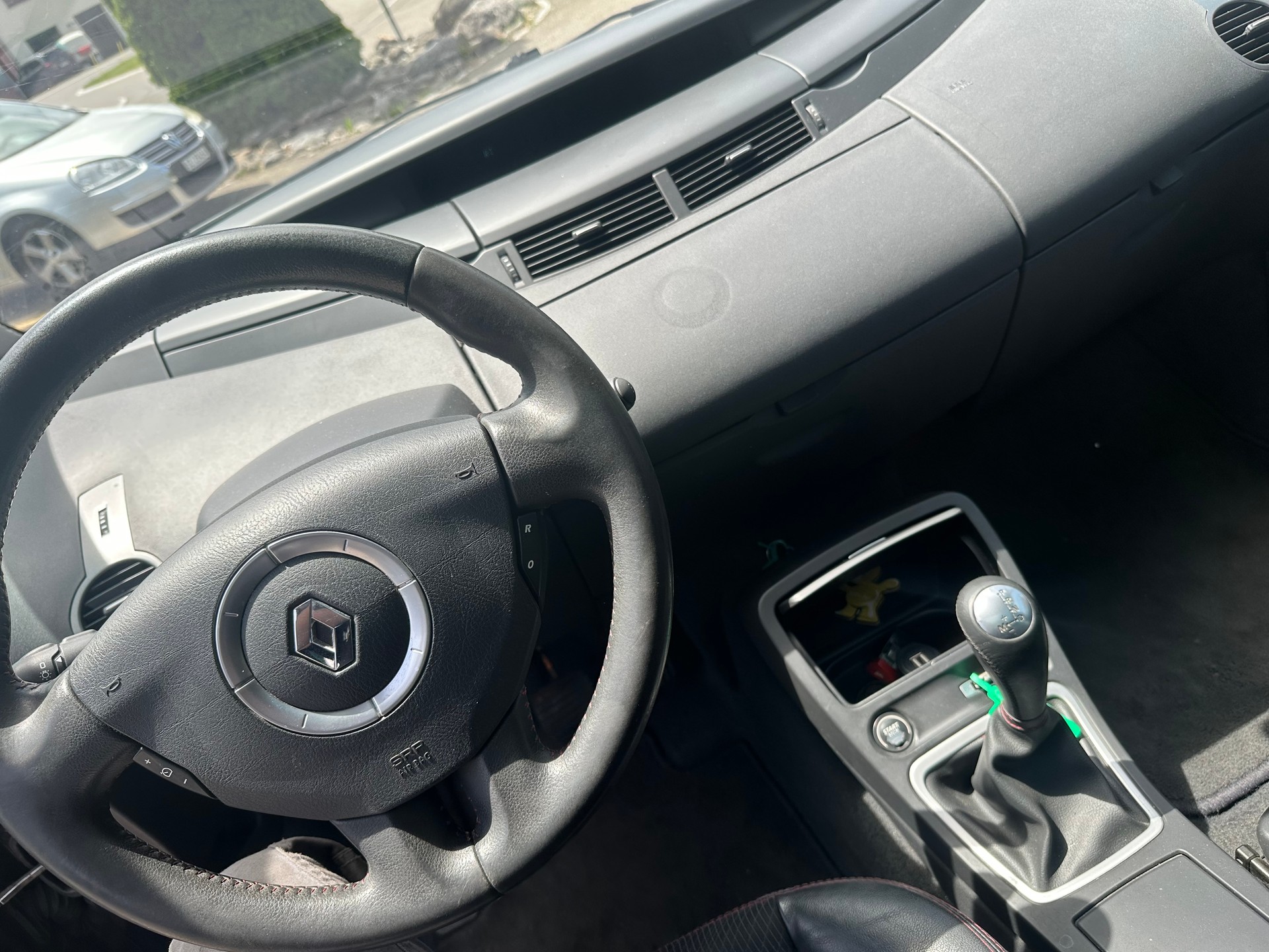 RENAULT Espace 2.0 dCi Swiss Edition Automatic-image-12