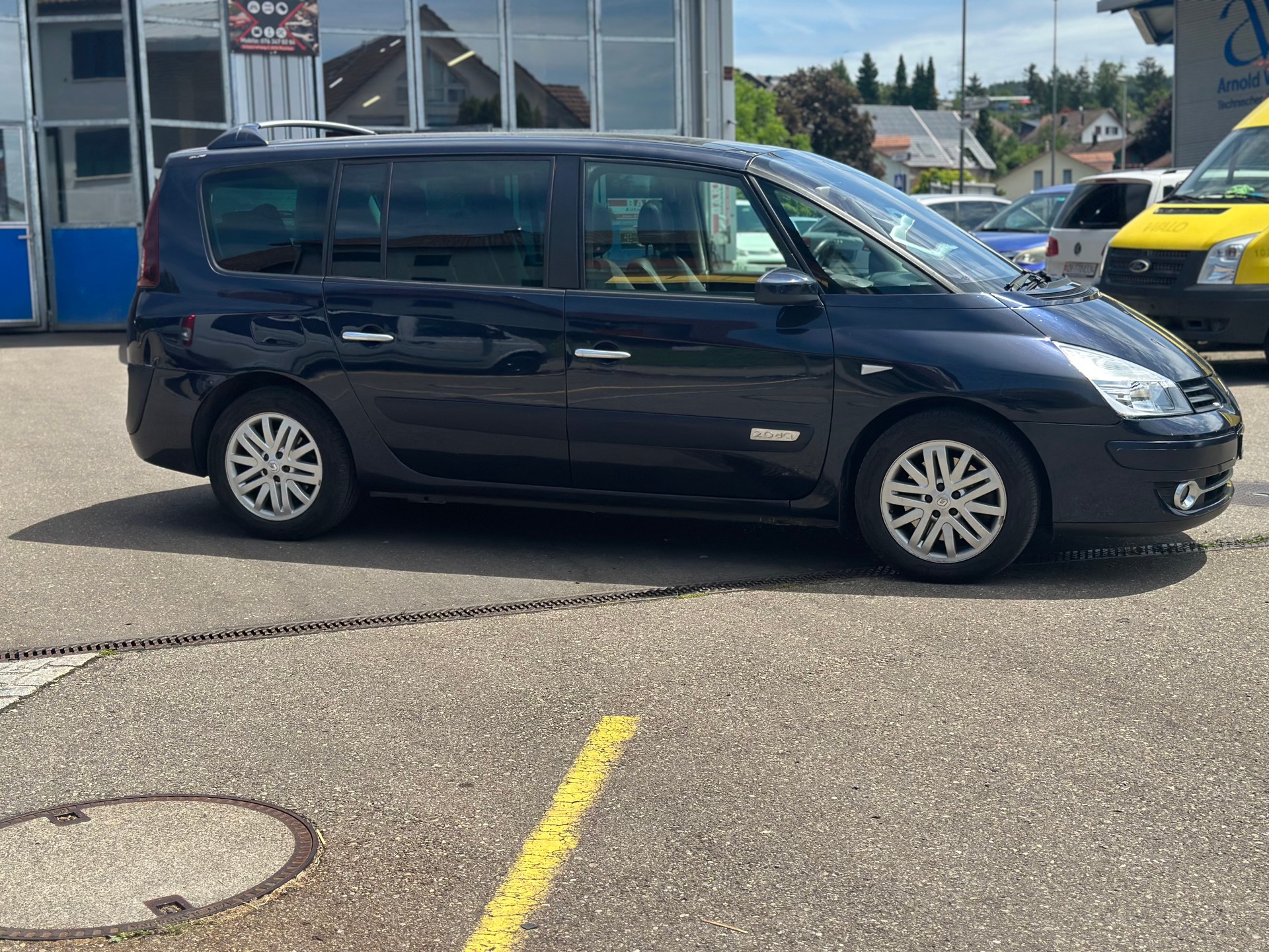 RENAULT Espace 2.0 dCi Swiss Edition Automatic-image-4