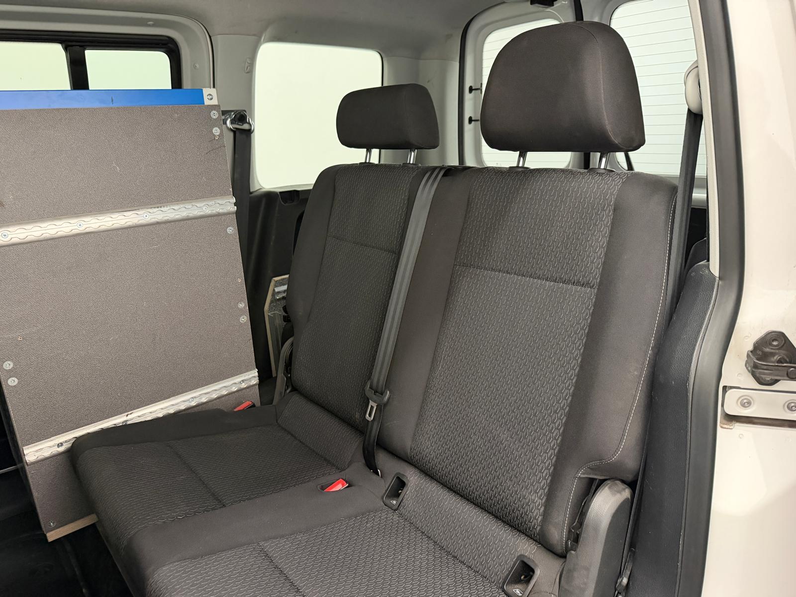 VW Caddy 2.0 TDI Trendline 4m-image-11