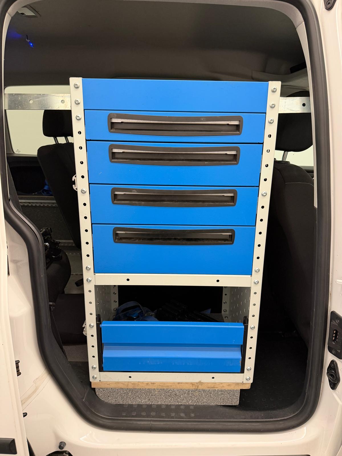 VW Caddy 2.0 TDI Trendline 4m-image-12