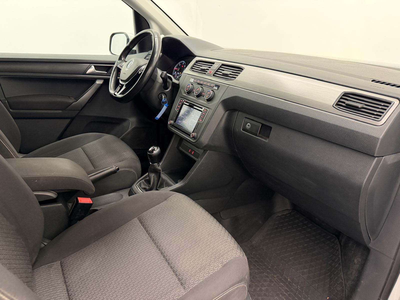 VW Caddy 2.0 TDI Trendline 4m-image-10